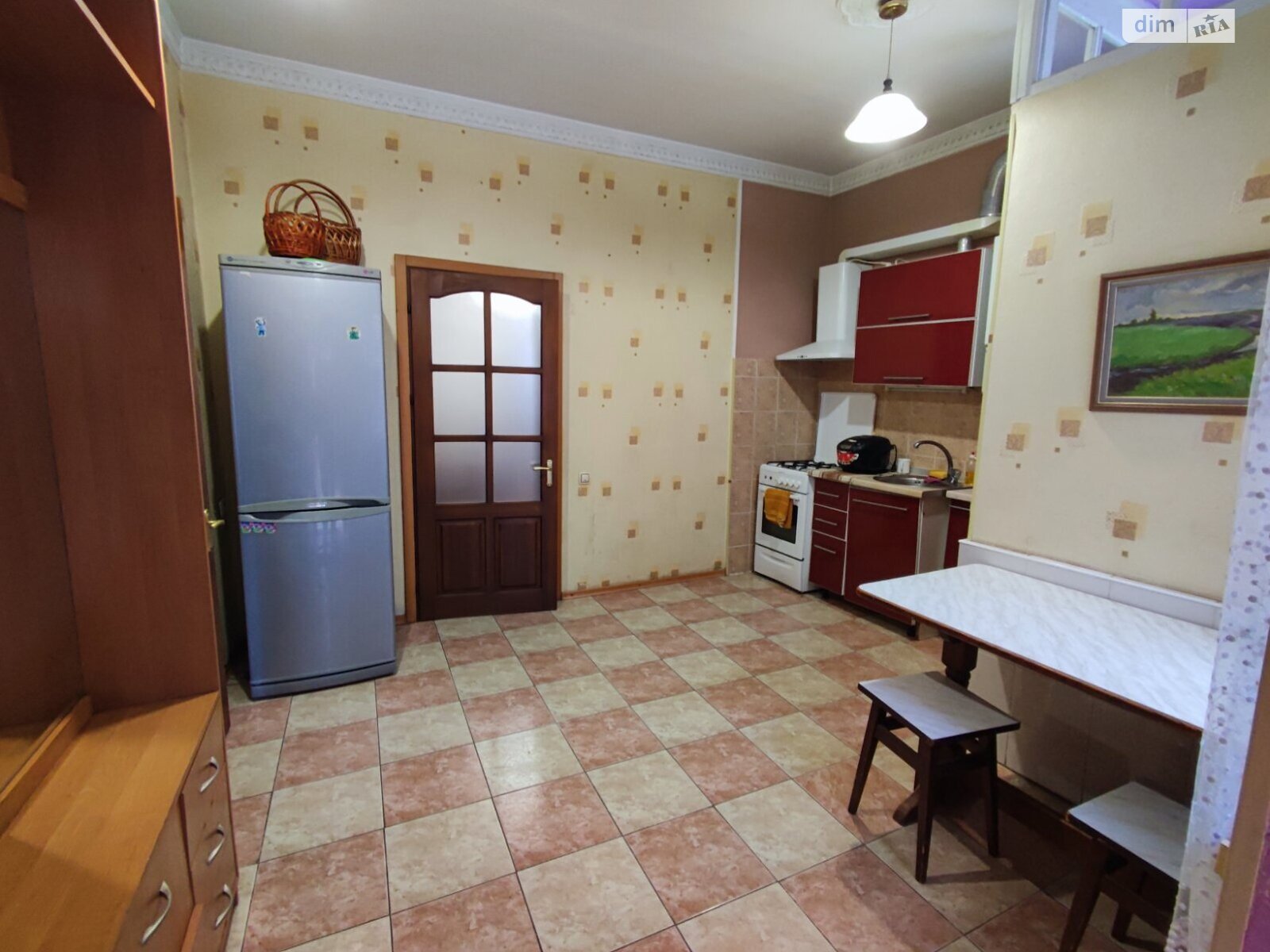 Продаж трикімнатної квартири в Одесі, на вул. Генерала Ватутіна, район Молдаванка фото 1 Продаж трикімнатної квартири в Одесі, на вул. Генерала Ватутіна, район Молдаванка фото 1