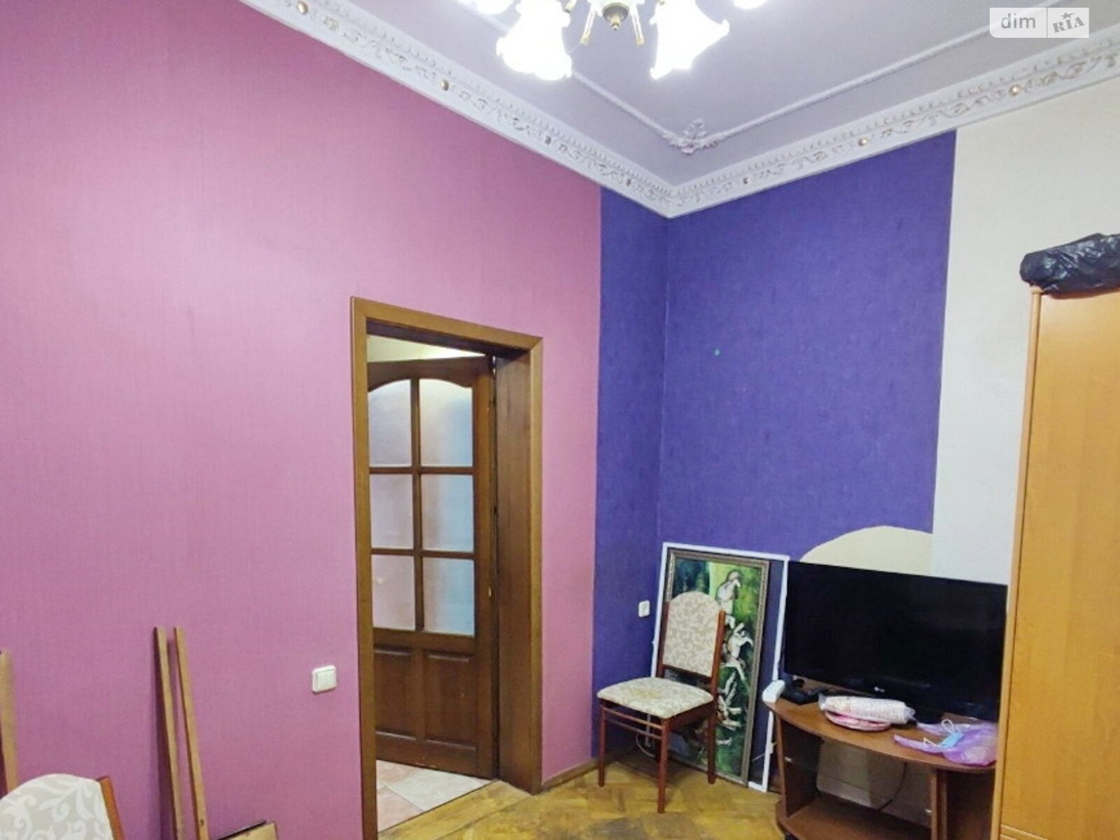 Продаж трикімнатної квартири в Одесі, на вул. Генерала Ватутіна 9, район Молдаванка фото 1 Продаж трикімнатної квартири в Одесі, на вул. Генерала Ватутіна 9, район Молдаванка фото 1