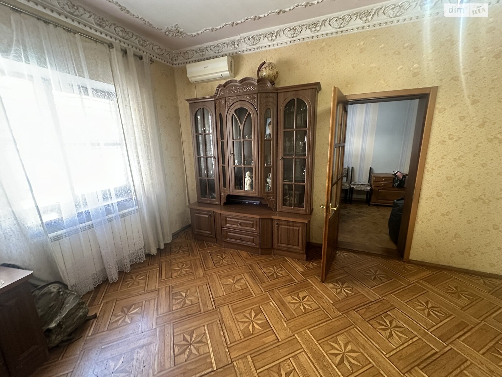 Продажа трехкомнатной квартиры в Одессе, на ул. Генерала Ватутина, район Молдаванка фото 1 Продажа трехкомнатной квартиры в Одессе, на ул. Генерала Ватутина, район Молдаванка фото 1