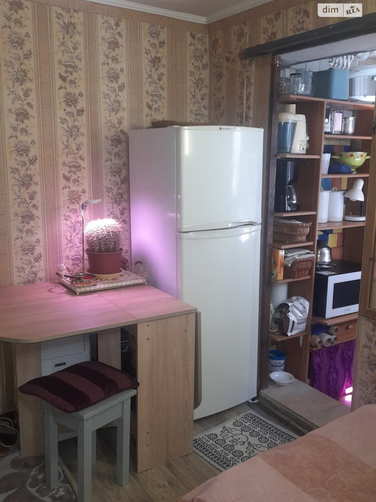 Продаж однокімнатної квартири в Одесі, на вул. Генерала Ватутіна, район Молдаванка фото 1 Продаж однокімнатної квартири в Одесі, на вул. Генерала Ватутіна, район Молдаванка фото 1