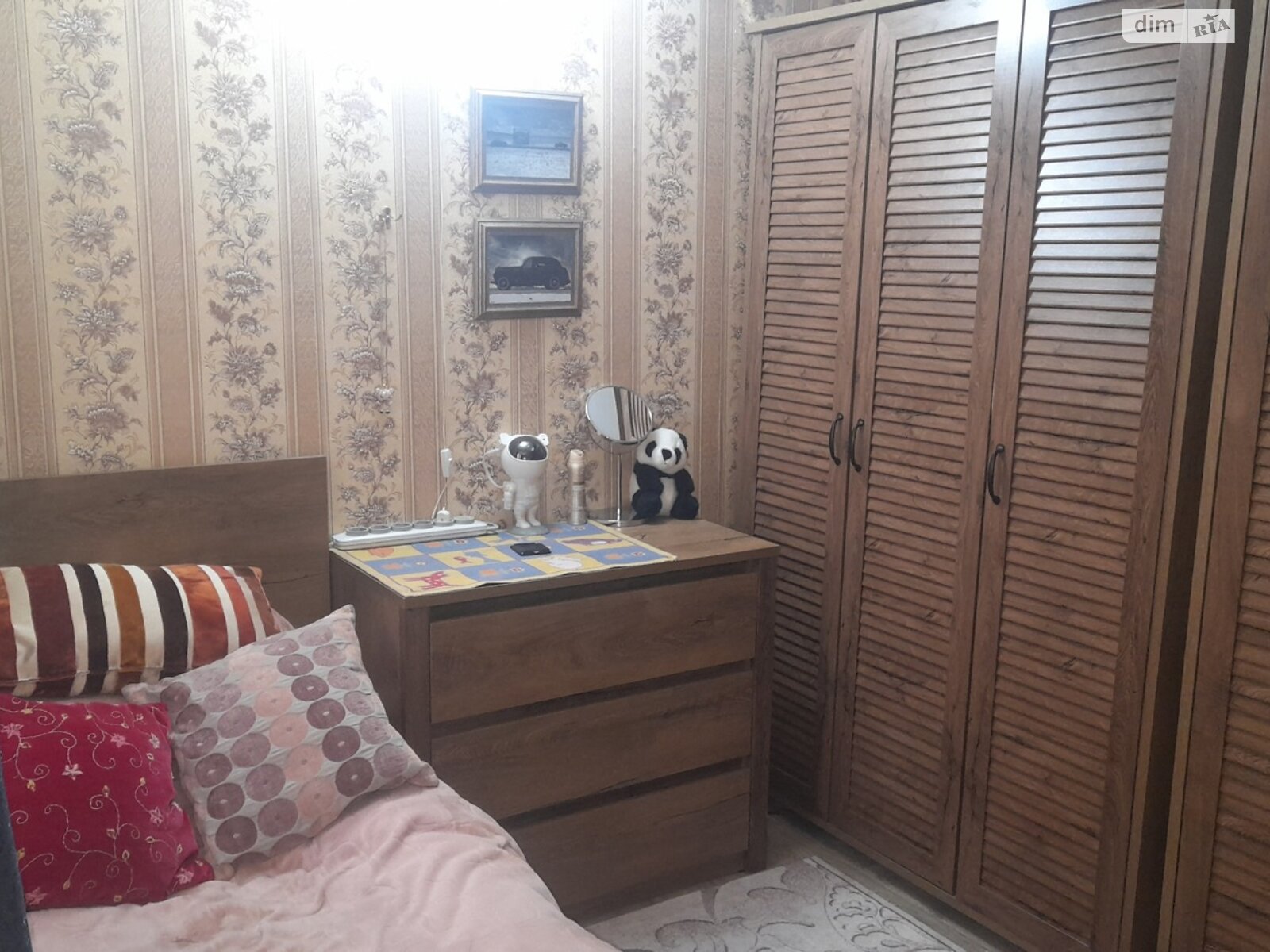 Продаж однокімнатної квартири в Одесі, на вул. Генерала Ватутіна, район Молдаванка фото 1 Продаж однокімнатної квартири в Одесі, на вул. Генерала Ватутіна, район Молдаванка фото 1