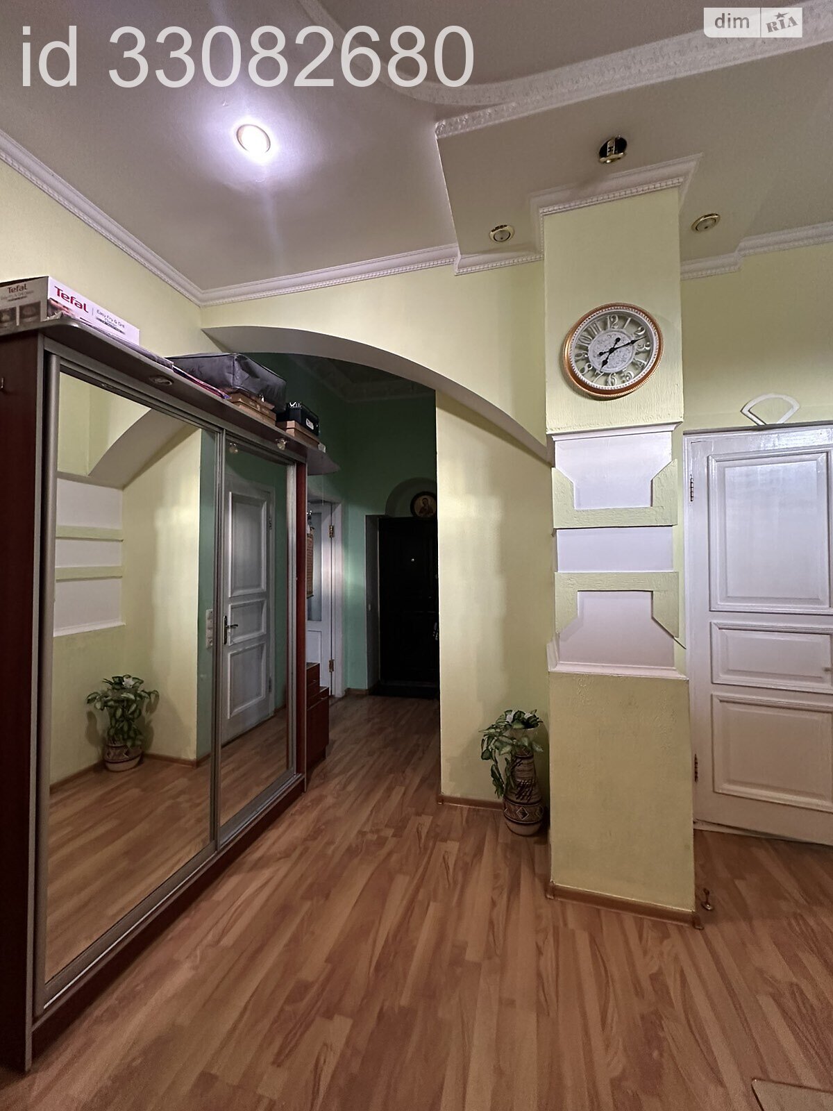 Продажа трехкомнатной квартиры в Одессе, на ул. Генерала Ватутина 34, район Молдаванка фото 1 Продажа трехкомнатной квартиры в Одессе, на ул. Генерала Ватутина 34, район Молдаванка фото 1