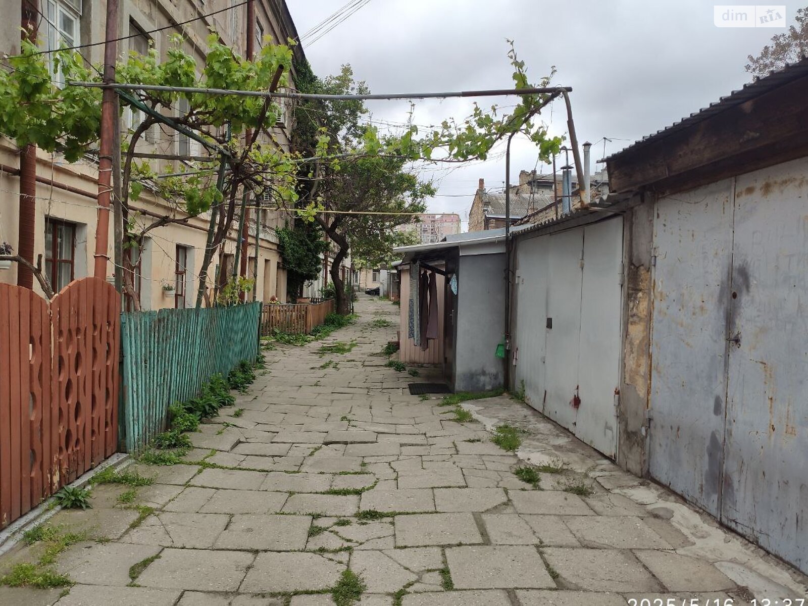 Продажа двухкомнатной квартиры в Одессе, на ул. Генерала Ватутина, район Хаджибейский фото 1 Продажа двухкомнатной квартиры в Одессе, на ул. Генерала Ватутина, район Хаджибейский фото 1