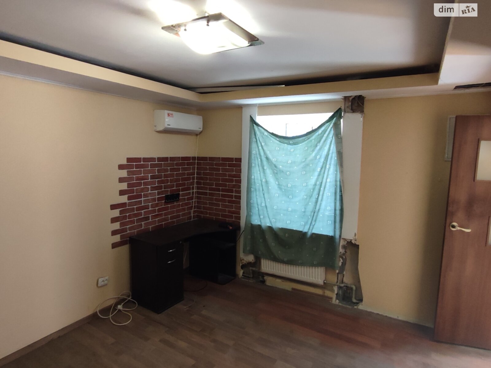 Продаж трикімнатної квартири в Одесі, на вул. Головківська, район Молдаванка фото 1 Продаж трикімнатної квартири в Одесі, на вул. Головківська, район Молдаванка фото 1