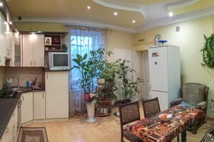 Продажа четырехкомнатной квартиры в Одессе, на ул. Богдана Хмельницкого, район Молдаванка фото 2