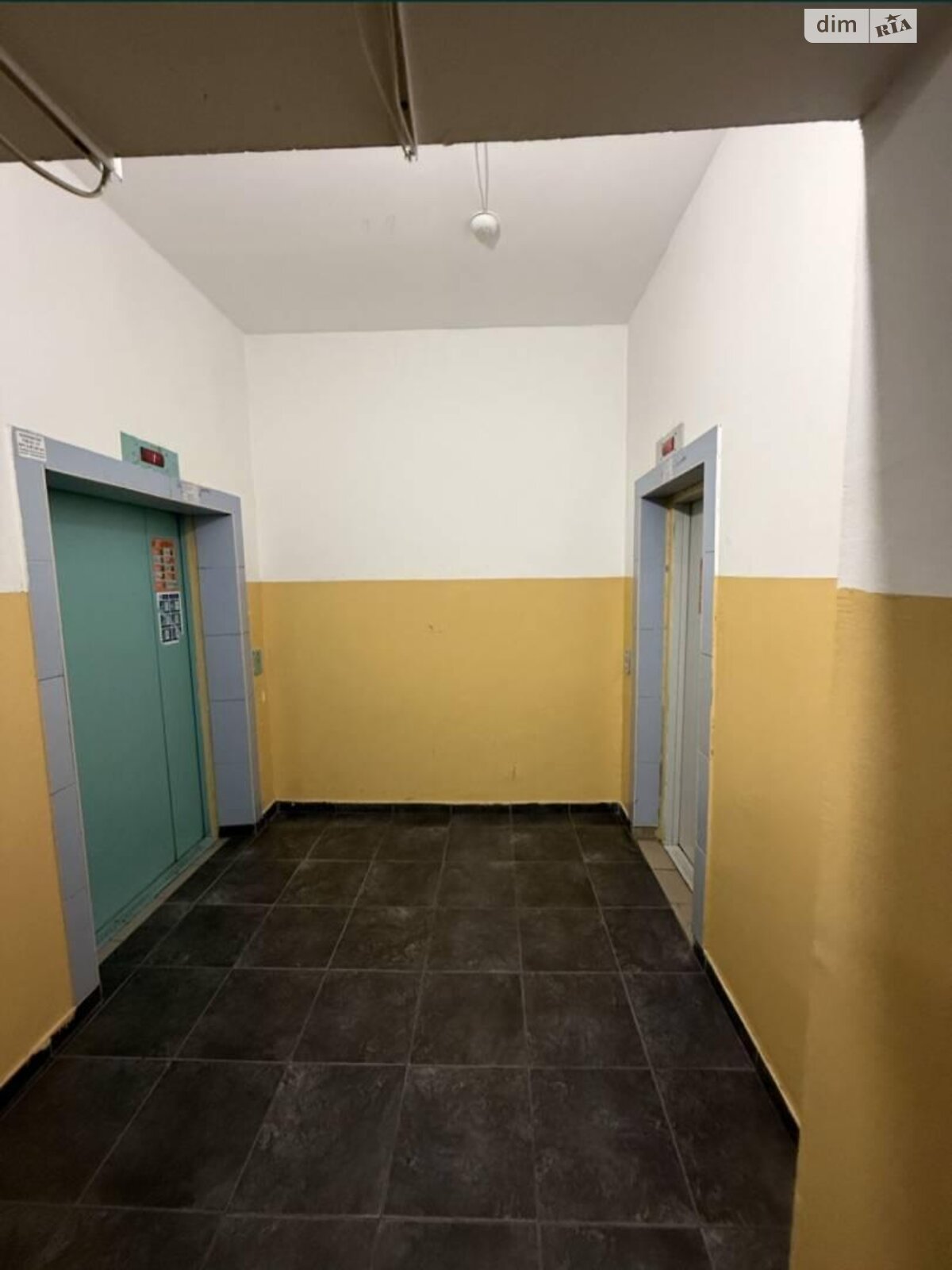 Продаж двокімнатної квартири в Одесі, на пров. Іспанський, район Молдаванка фото 1