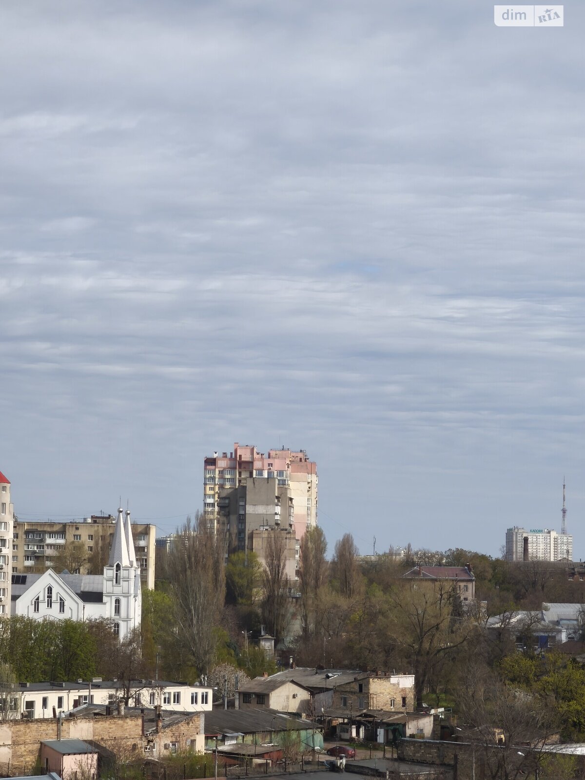 Продажа однокомнатной квартиры в Одессе, на ул. Косвенная 64/66, район Молдаванка фото 1 Продажа однокомнатной квартиры в Одессе, на ул. Косвенная 64/66, район Молдаванка фото 1