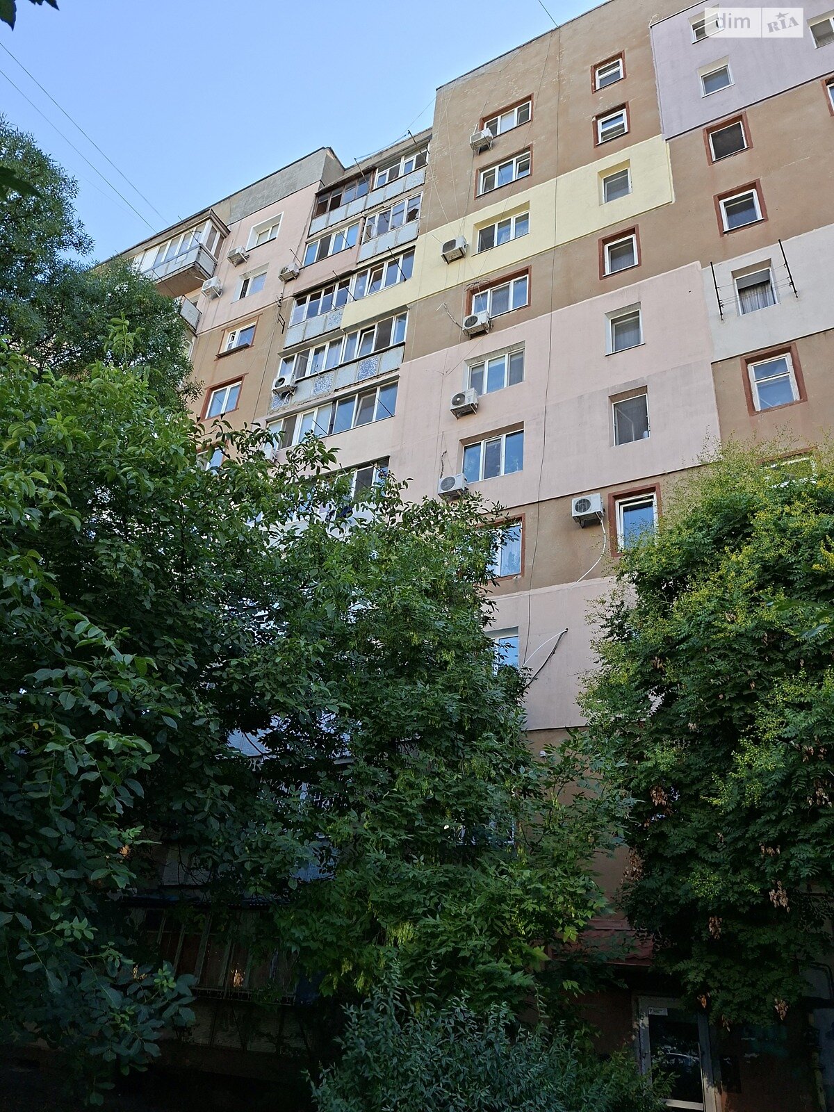 Продаж трикімнатної квартири в Одесі, на вул. Косвена 78, район Молдаванка фото 1 Продаж трикімнатної квартири в Одесі, на вул. Косвена 78, район Молдаванка фото 1
