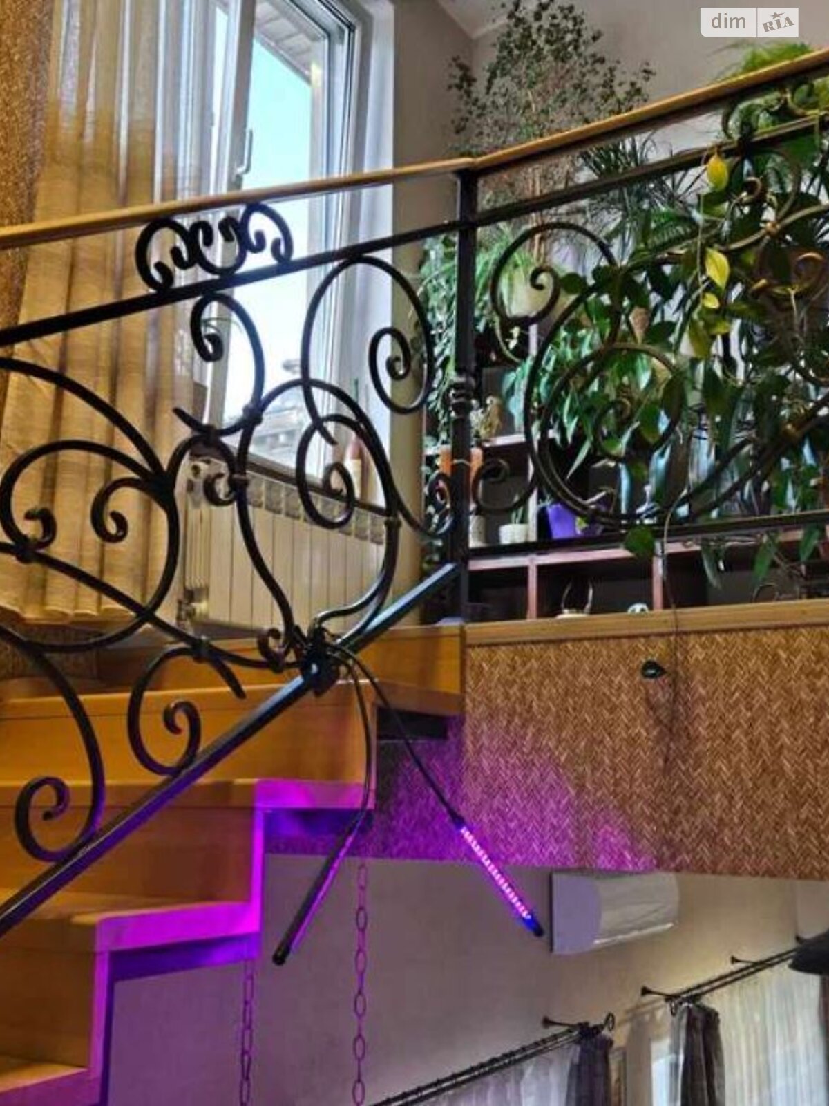 Продажа четырехкомнатной квартиры в Одессе, на ул. Мечникова 110, район Молдаванка фото 1 Продажа четырехкомнатной квартиры в Одессе, на ул. Мечникова 110, район Молдаванка фото 1