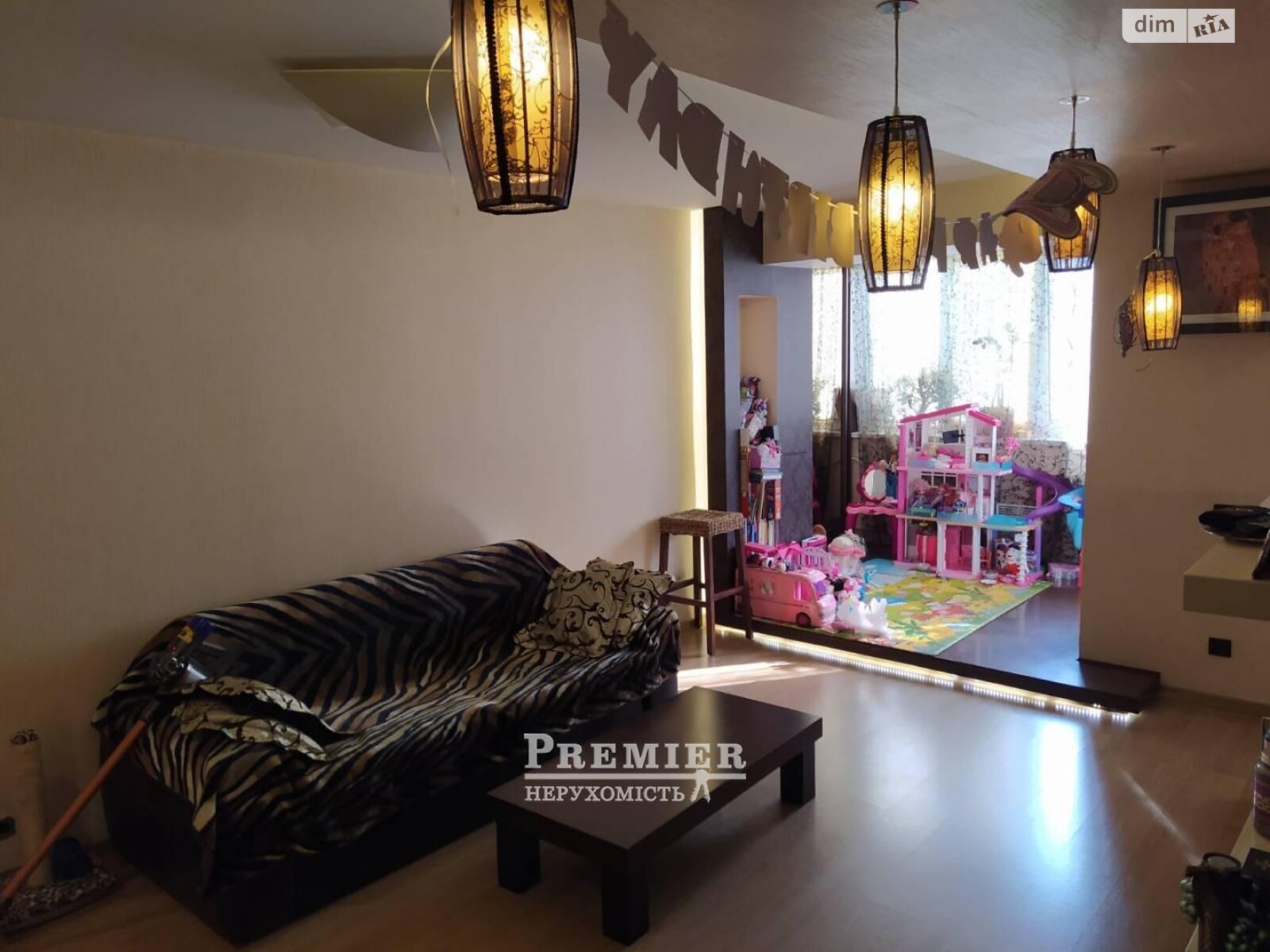 Продаж трикімнатної квартири в Одесі, на вул. Мечникова, район Молдаванка фото 1