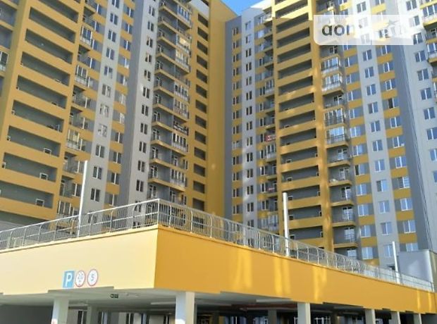 Продажа трехкомнатной квартиры в Одессе, на пл. Михайловская район Молдаванка фото 1 Продажа трехкомнатной квартиры в Одессе, на пл. Михайловская район Молдаванка фото 1