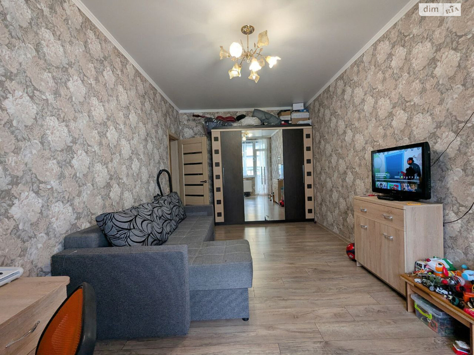 Продаж двокімнатної квартири в Одесі, на вул. Михайлівська 8 корпус 2, район Молдаванка фото 1 Продаж двокімнатної квартири в Одесі, на вул. Михайлівська 8 корпус 2, район Молдаванка фото 1