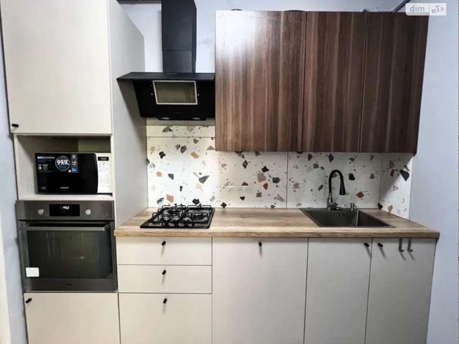 Продажа двухкомнатной квартиры в Одессе, на ул. Мясоедовская, район Молдаванка фото 1 Продажа двухкомнатной квартиры в Одессе, на ул. Мясоедовская, район Молдаванка фото 1