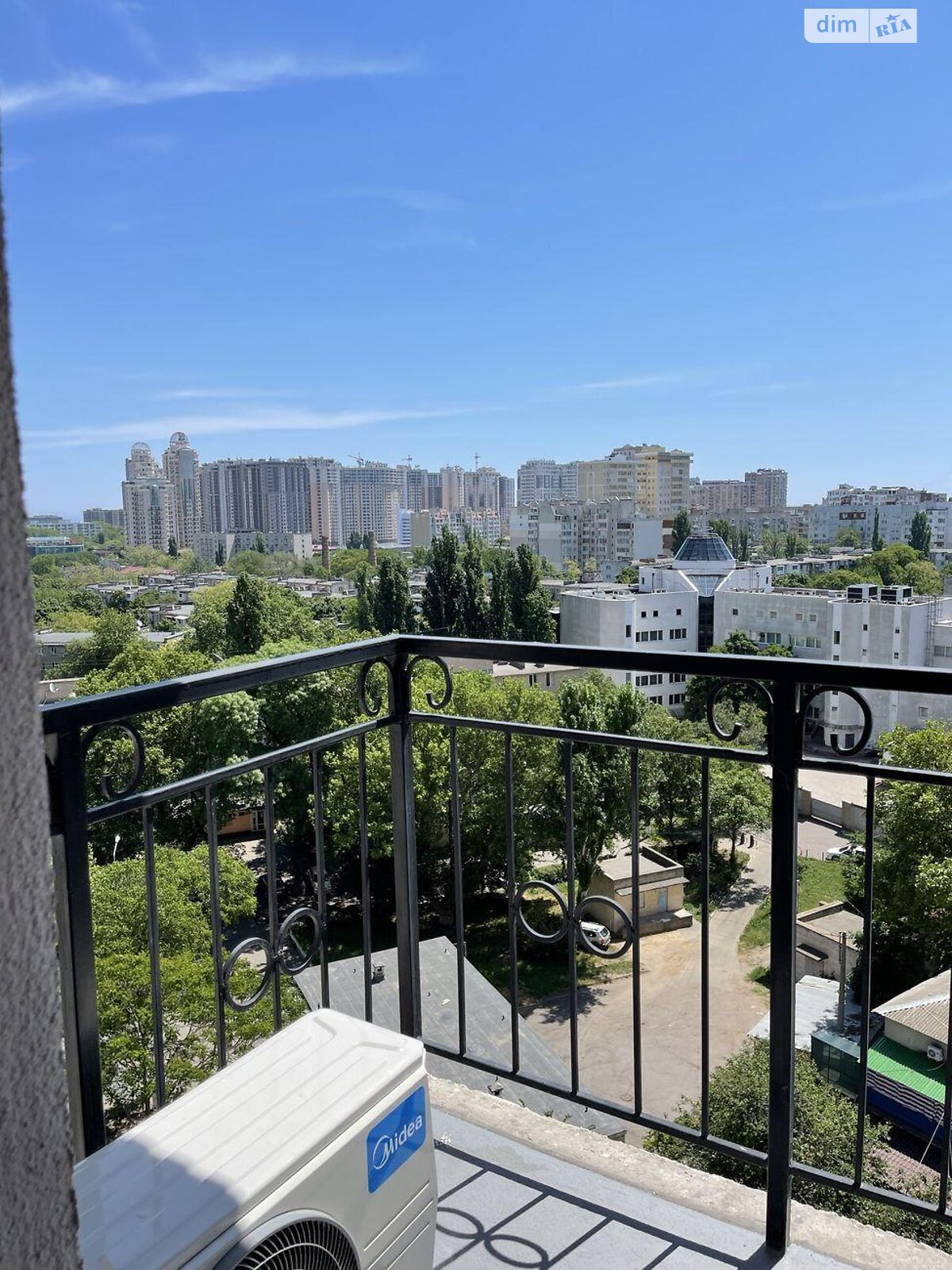 Продажа однокомнатной квартиры в Одессе, на дор. Фонтанская 25, район Молдаванка фото 1 Продажа однокомнатной квартиры в Одессе, на дор. Фонтанская 25, район Молдаванка фото 1