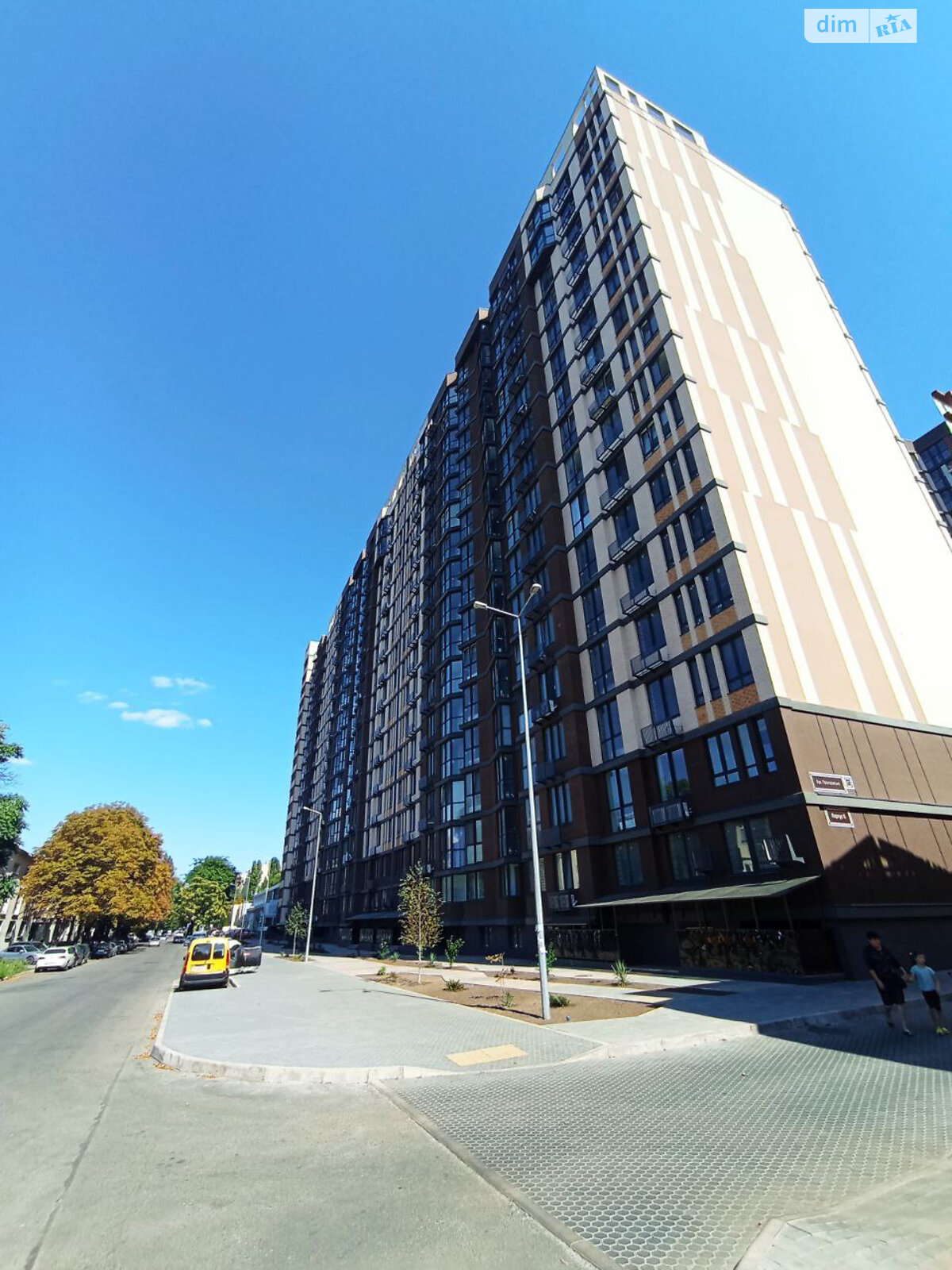 Продажа трехкомнатной квартиры в Одессе, на ул. Прохоровская 40, район Молдаванка фото 1