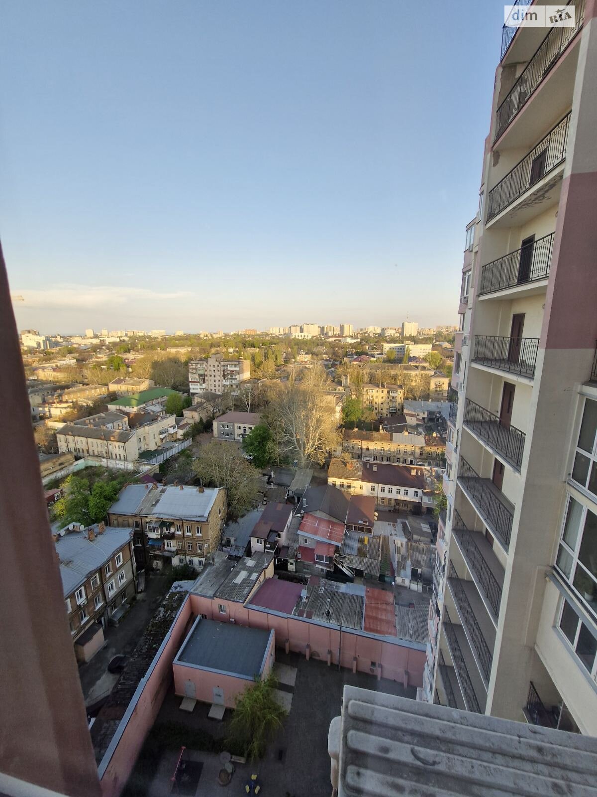 Продаж однокімнатної квартири в Одесі, на вул. Прохоровська 39, район Молдаванка фото 1 Продаж однокімнатної квартири в Одесі, на вул. Прохоровська 39, район Молдаванка фото 1