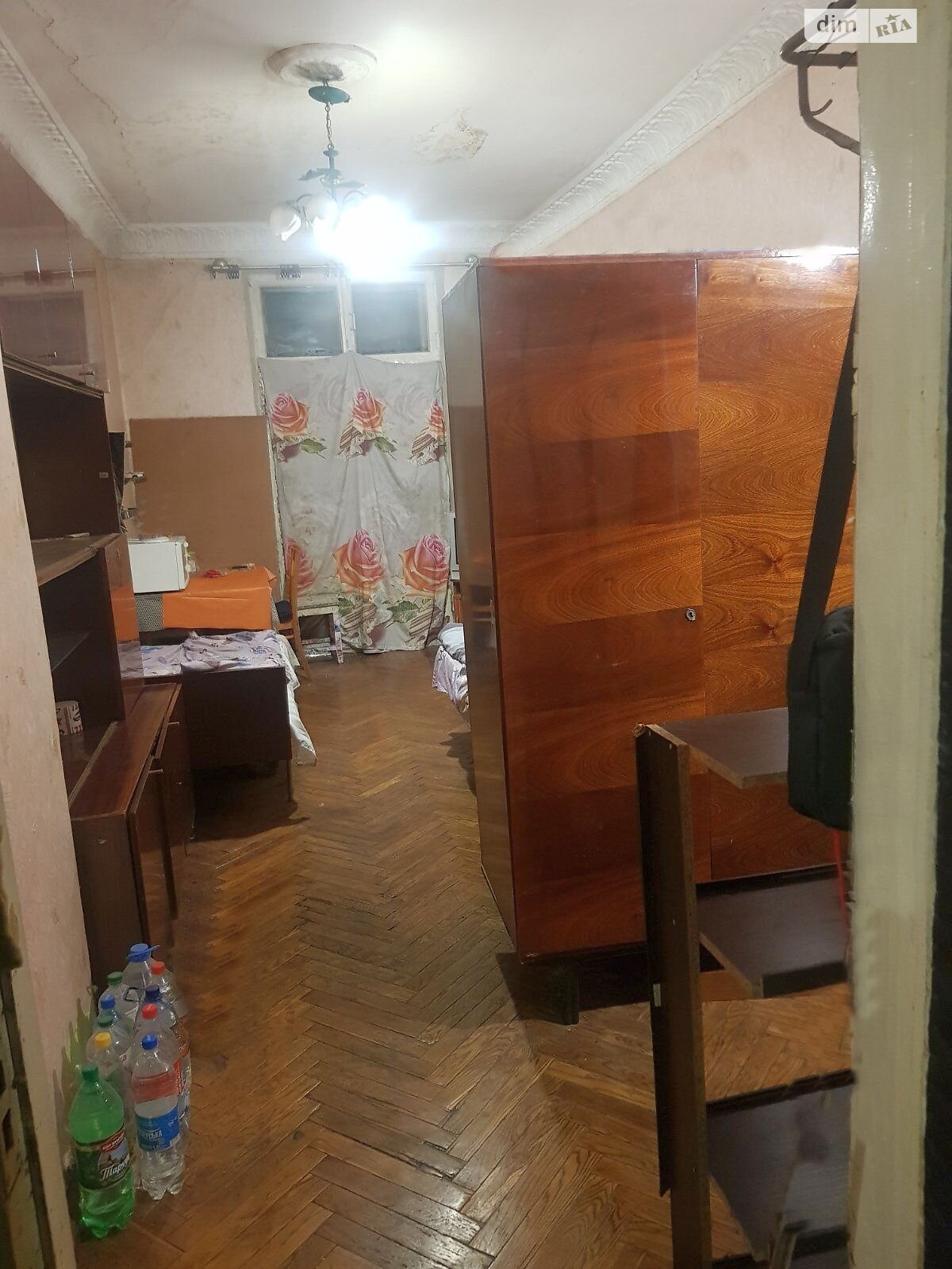 Продаж шестикімнатної квартири в Одесі, на вул. Прохоровська, район Молдаванка фото 1 Продаж шестикімнатної квартири в Одесі, на вул. Прохоровська, район Молдаванка фото 1