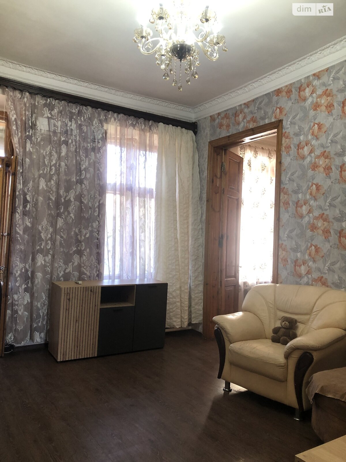 Продаж трикімнатної квартири в Одесі, на вул. Прохоровська 15, район Молдаванка фото 1