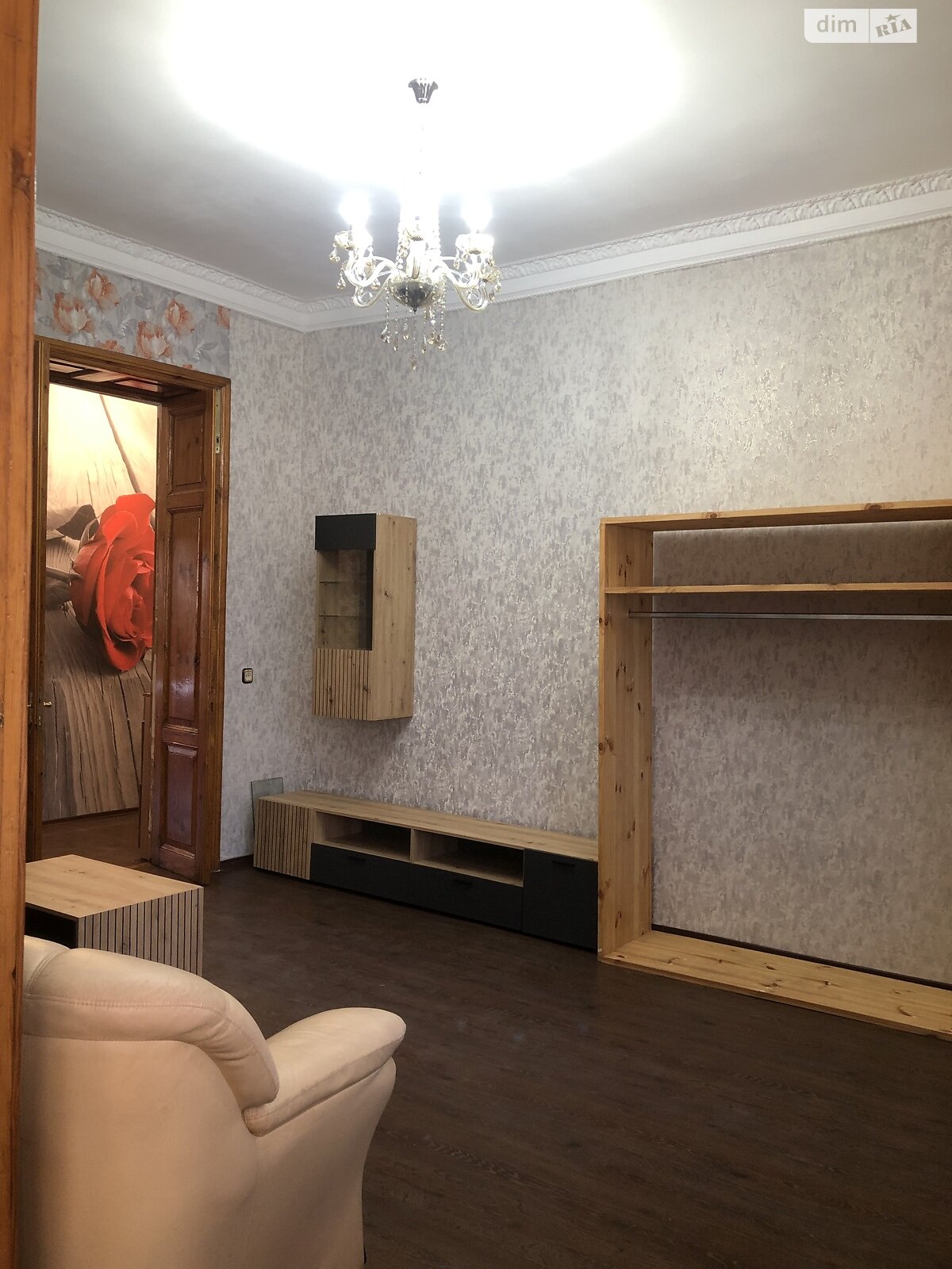 Продаж трикімнатної квартири в Одесі, на вул. Прохоровська 15, район Молдаванка фото 1