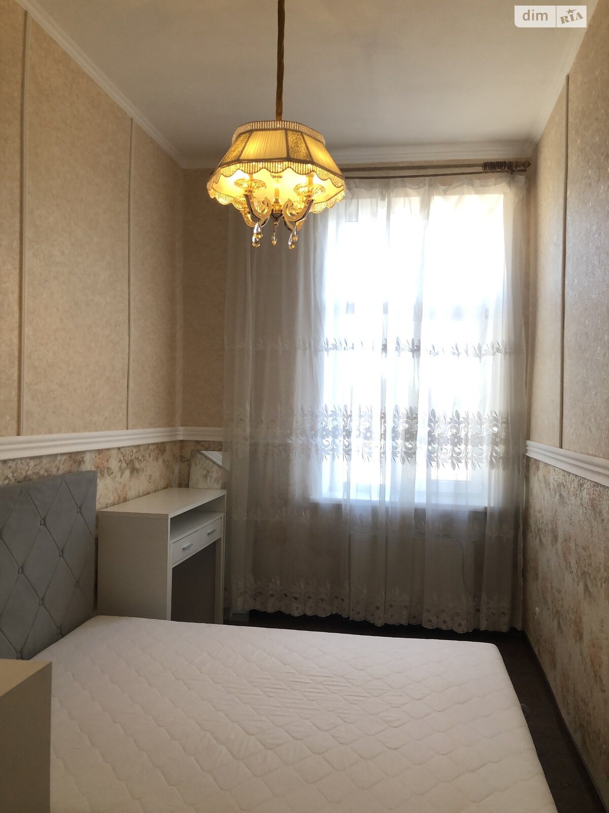 Продаж трикімнатної квартири в Одесі, на вул. Прохоровська 15, район Молдаванка фото 1