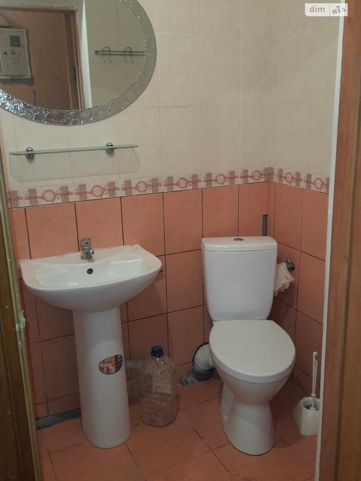 Продаж двокімнатної квартири в Одесі, на сквер Серединський, район Молдаванка фото 1 Продаж двокімнатної квартири в Одесі, на сквер Серединський, район Молдаванка фото 1