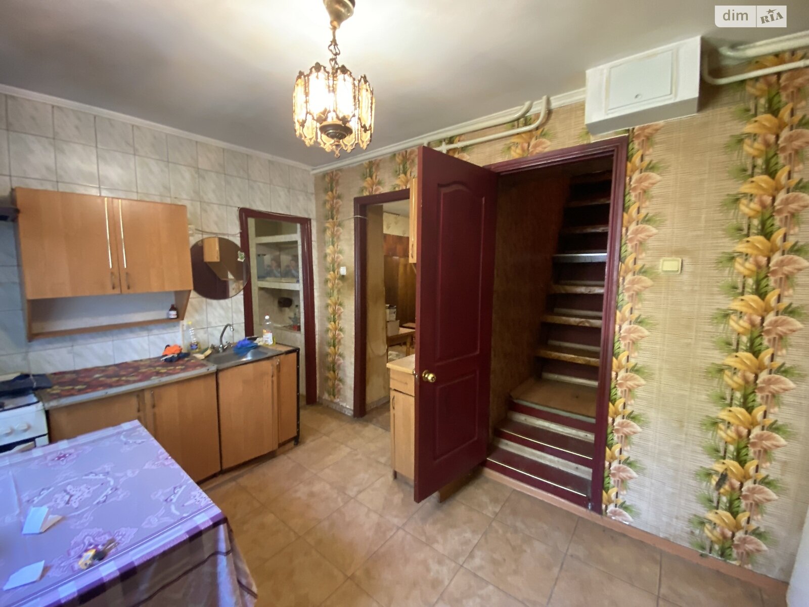 Продаж чотирикімнатної квартири в Одесі, на вул. Степова (Молдованка), район Молдаванка фото 1 Продаж чотирикімнатної квартири в Одесі, на вул. Степова (Молдованка), район Молдаванка фото 1