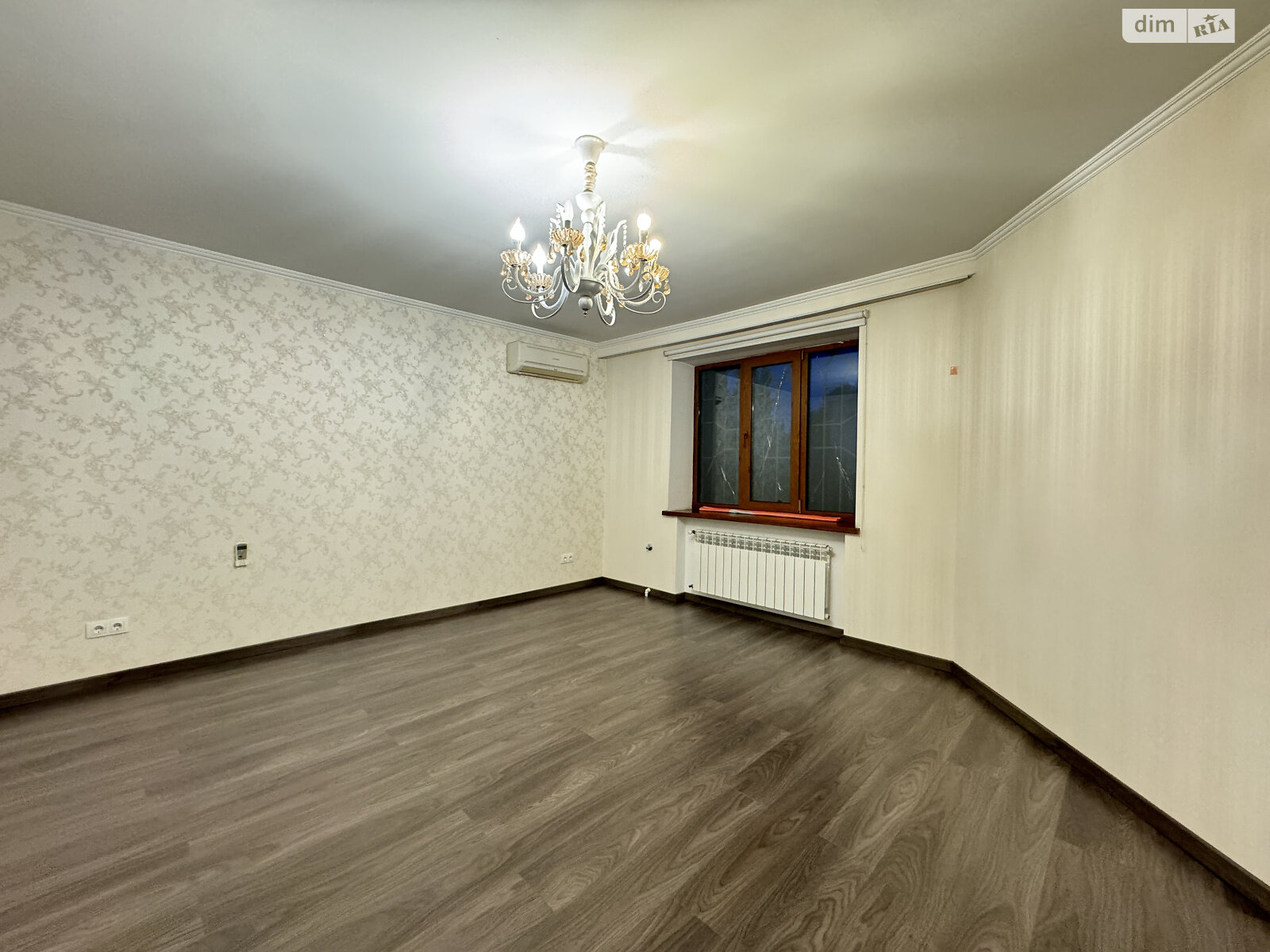 Продаж чотирикімнатної квартири в Одесі, на вул. Степова (Молдованка) 23/25, район Молдаванка фото 1 Продаж чотирикімнатної квартири в Одесі, на вул. Степова (Молдованка) 23/25, район Молдаванка фото 1