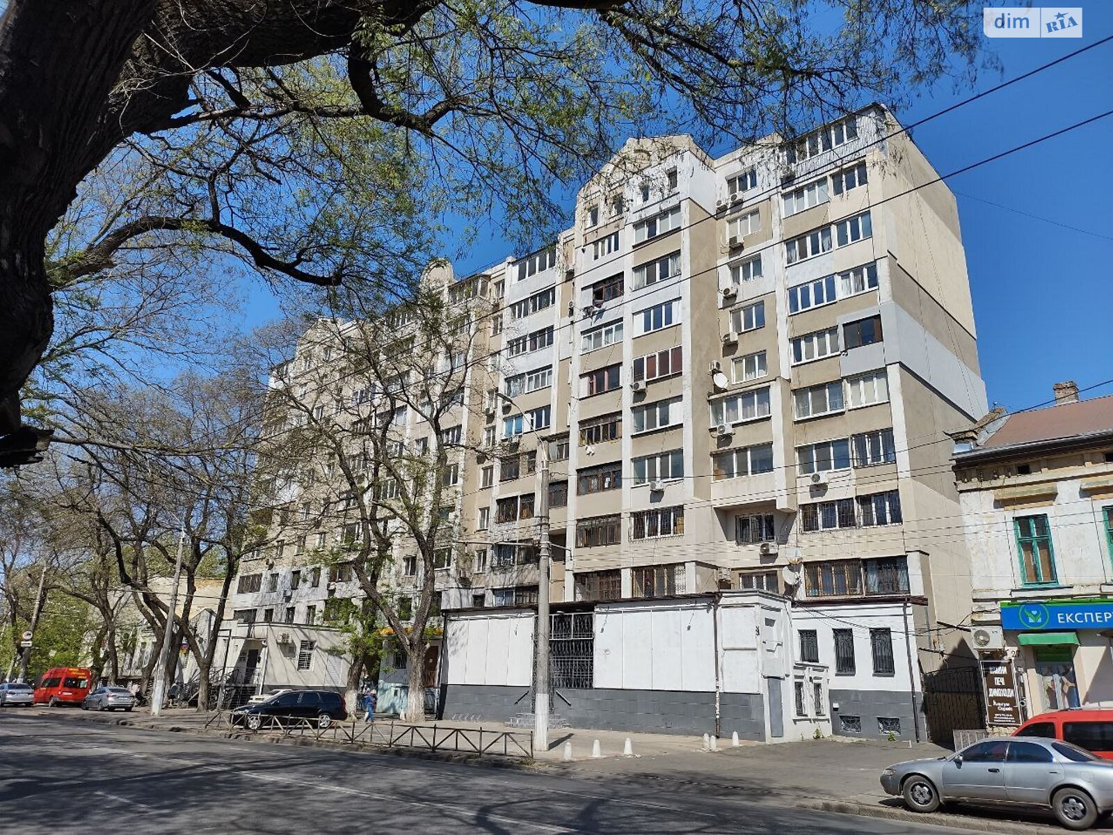 Продаж чотирикімнатної квартири в Одесі, на вул. Степова (Молдованка) 23/25, район Молдаванка фото 1 Продаж чотирикімнатної квартири в Одесі, на вул. Степова (Молдованка) 23/25, район Молдаванка фото 1