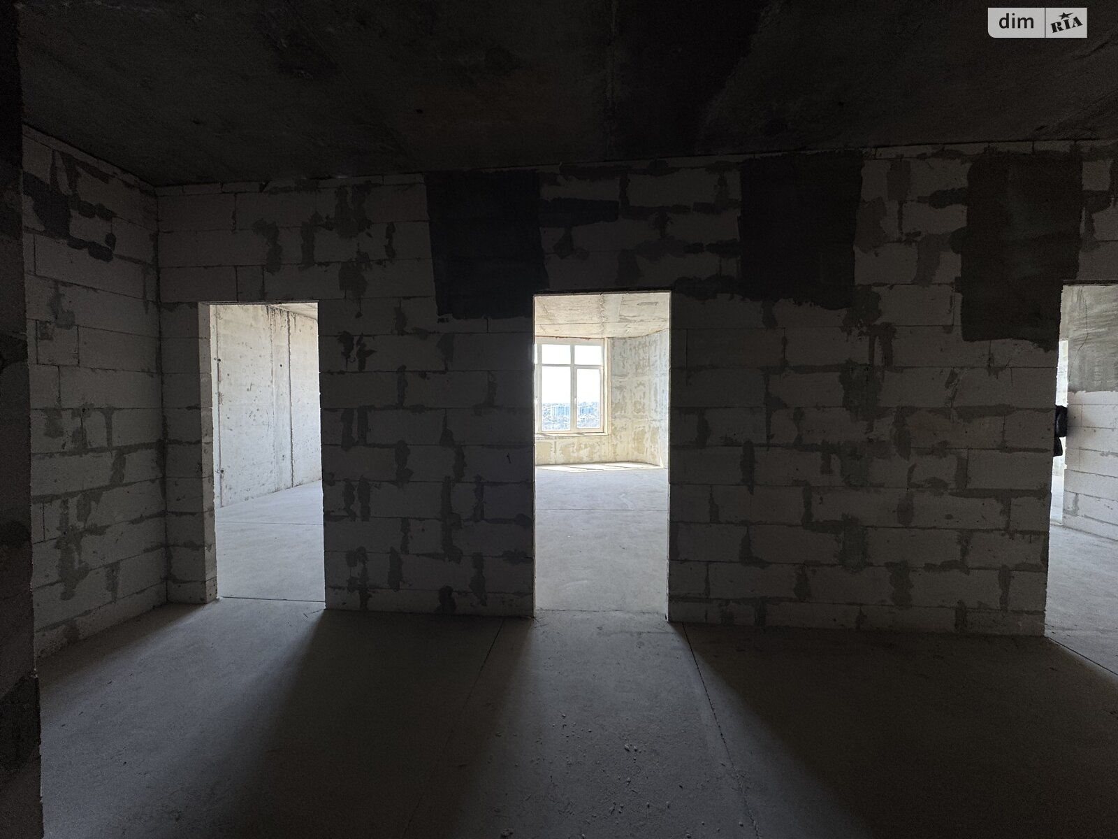 Продажа трехкомнатной квартиры в Одессе, на пер. Мореходный 2/2, фото 1 Продажа трехкомнатной квартиры в Одессе, на пер. Мореходный 2/2, фото 1