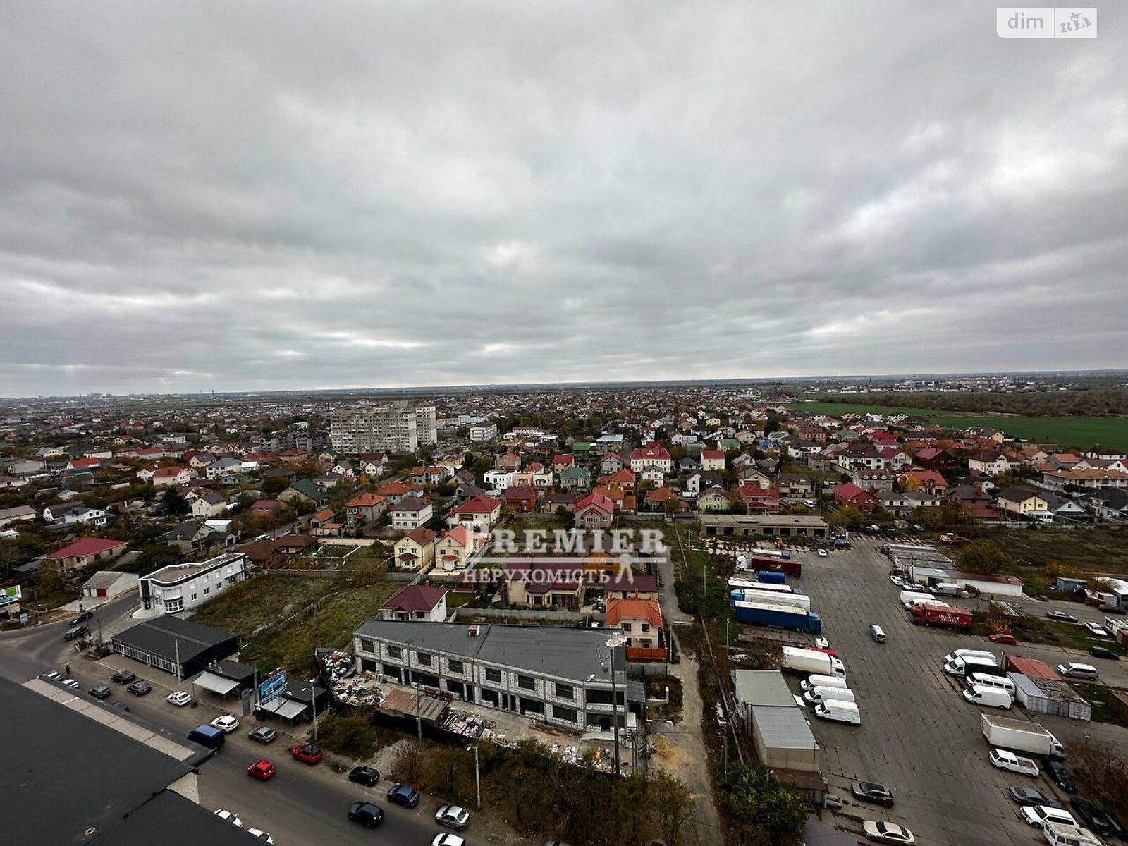 Продаж трикімнатної квартири в Одесі, на просп. Небесної Сотні 111А, фото 1 Продаж трикімнатної квартири в Одесі, на просп. Небесної Сотні 111А, фото 1