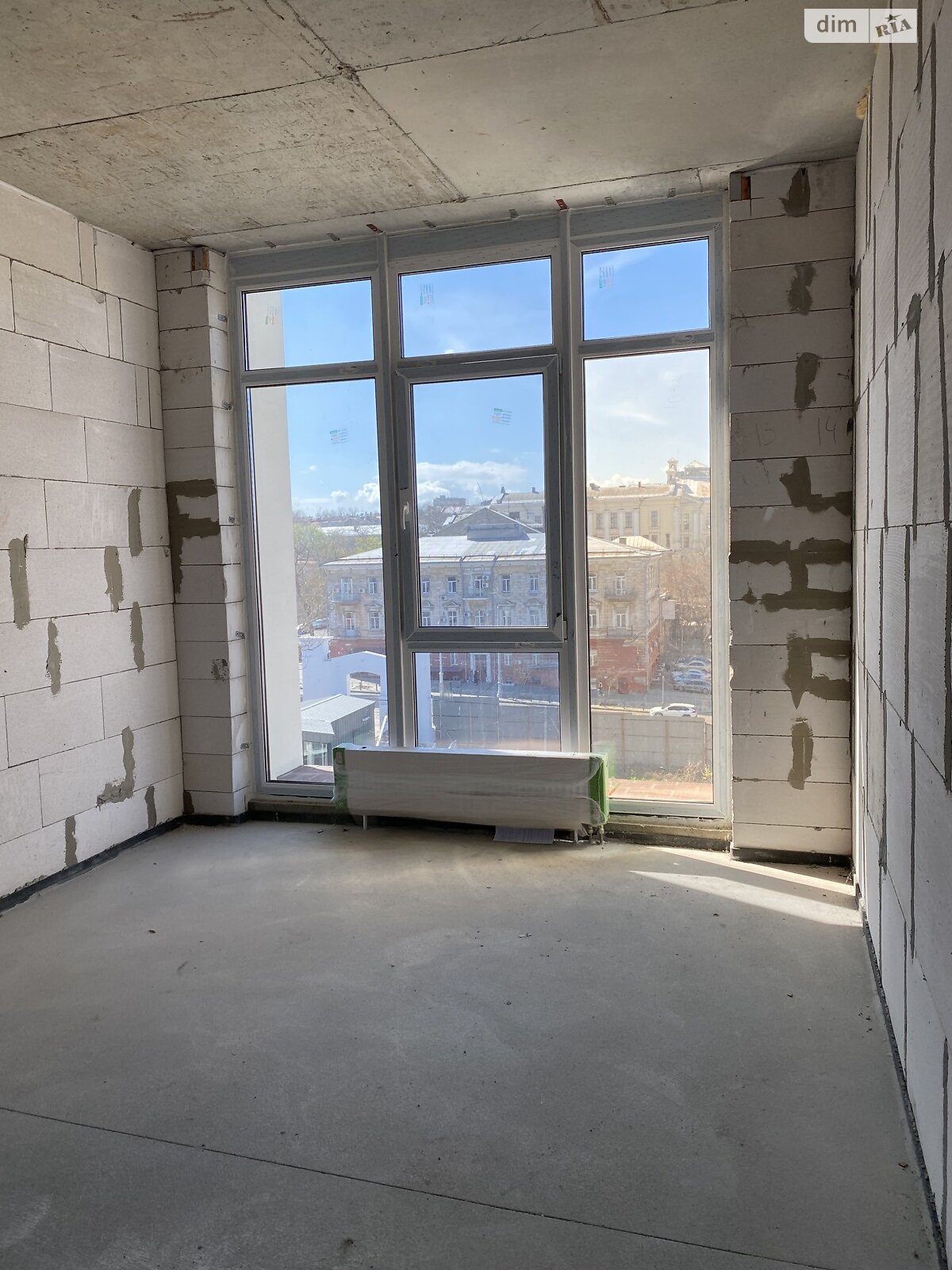 Продаж трикімнатної квартири в Одесі, на вул. Приморська 47, район Приморський фото 1 Продаж трикімнатної квартири в Одесі, на вул. Приморська 47, район Приморський фото 1