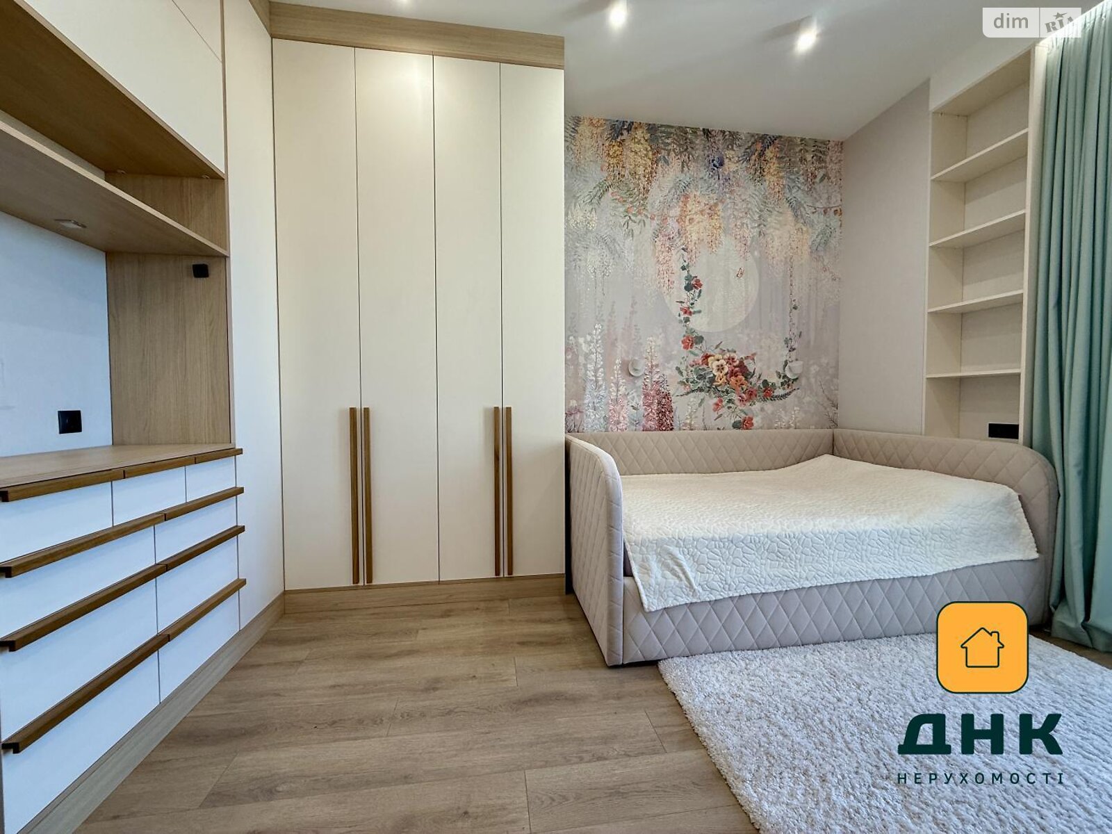 Продаж трикімнатної квартири в Одесі, на вул. Морська 8А, кв. 58А, район Отрада фото 1 Продаж трикімнатної квартири в Одесі, на вул. Морська 8А, кв. 58А, район Отрада фото 1