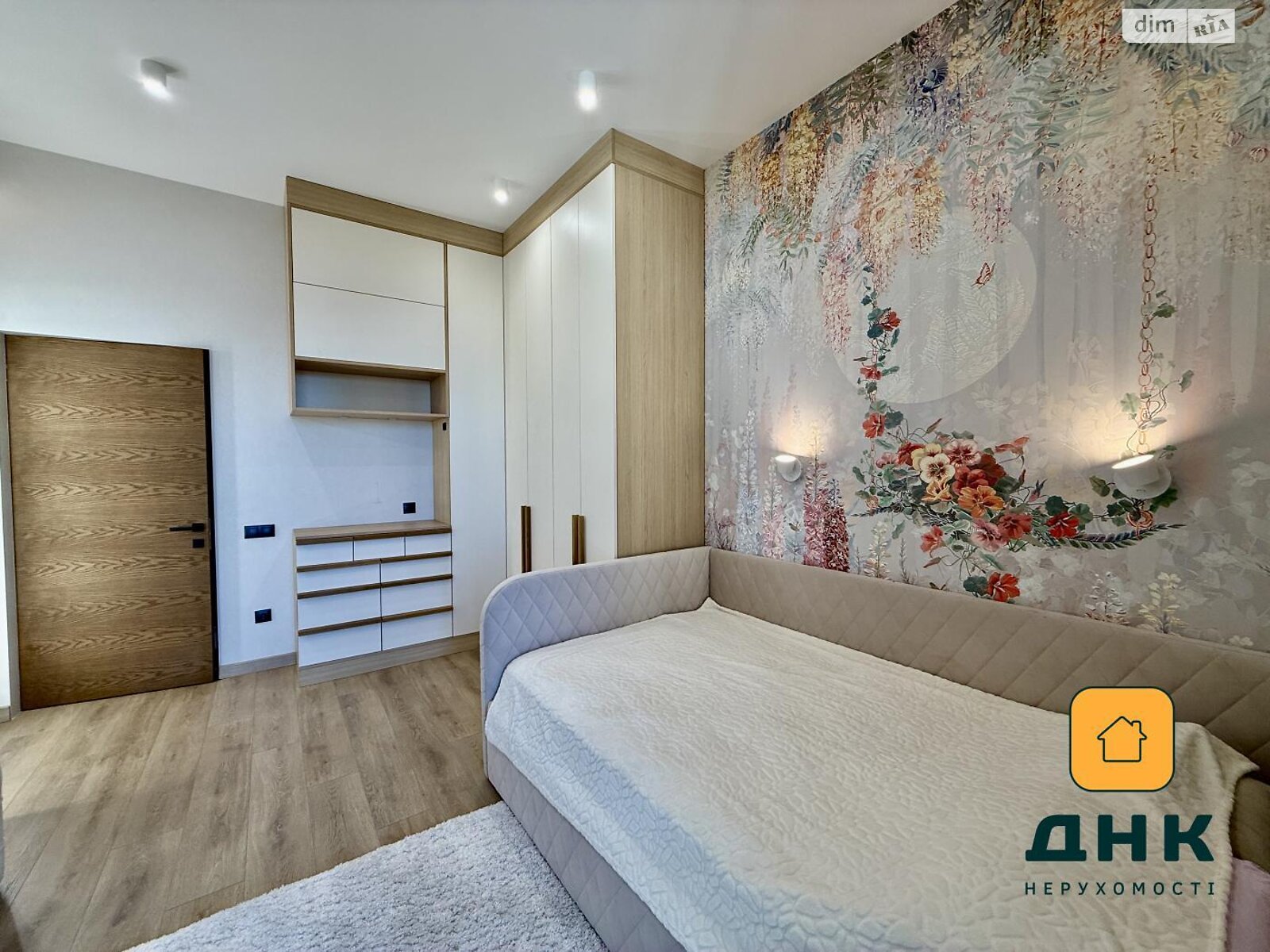 Продаж трикімнатної квартири в Одесі, на вул. Морська 8А, кв. 58А, район Отрада фото 1 Продаж трикімнатної квартири в Одесі, на вул. Морська 8А, кв. 58А, район Отрада фото 1