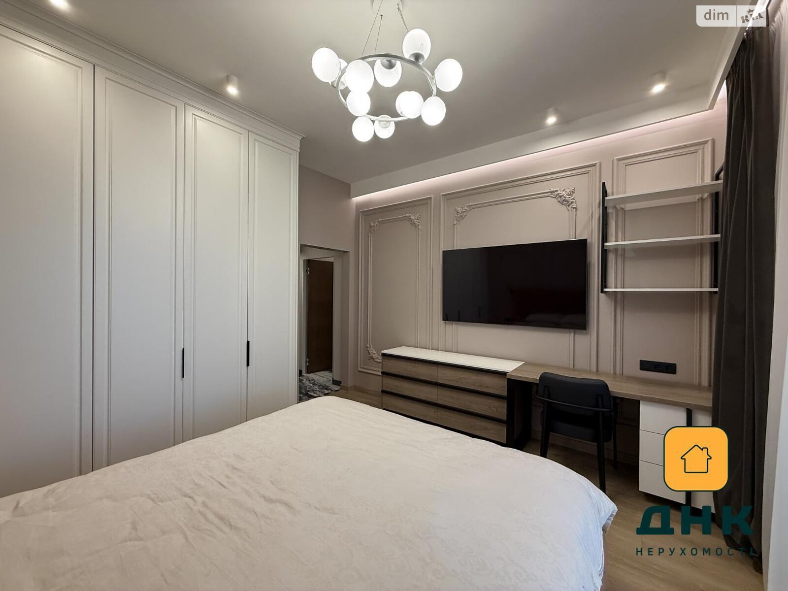 Продаж трикімнатної квартири в Одесі, на вул. Морська 8А, кв. 58А, район Отрада фото 1 Продаж трикімнатної квартири в Одесі, на вул. Морська 8А, кв. 58А, район Отрада фото 1