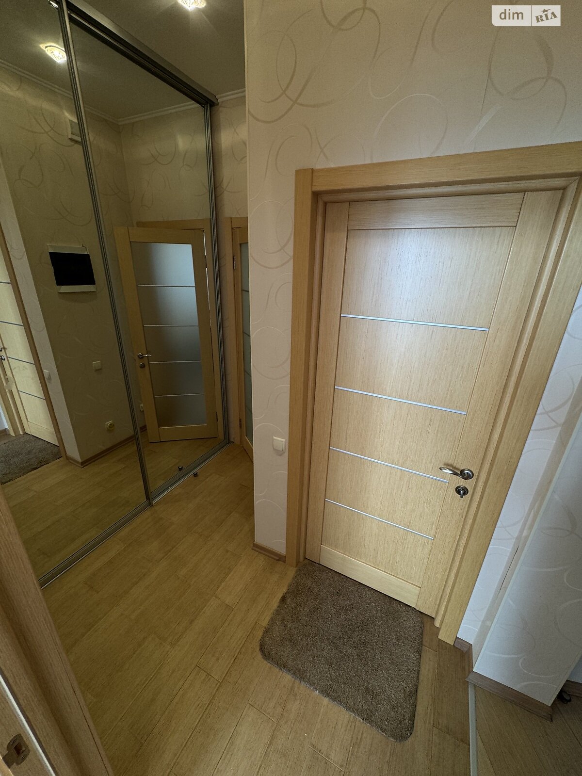 Продажа двухкомнатной квартиры в Одессе, на ул. Спортивная 2, фото 1 Продажа двухкомнатной квартиры в Одессе, на ул. Спортивная 2, фото 1