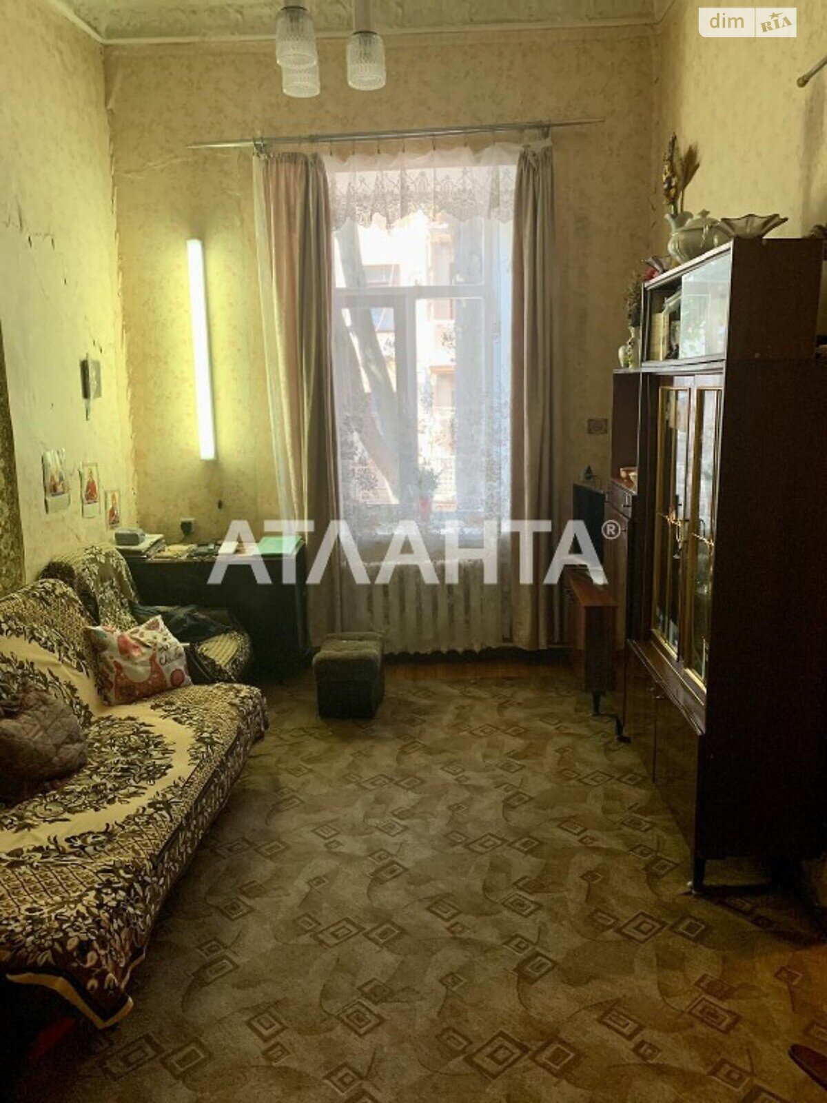 Продаж чотирикімнатної квартири в Одесі, на вул. Пастера, район Приморський фото 1