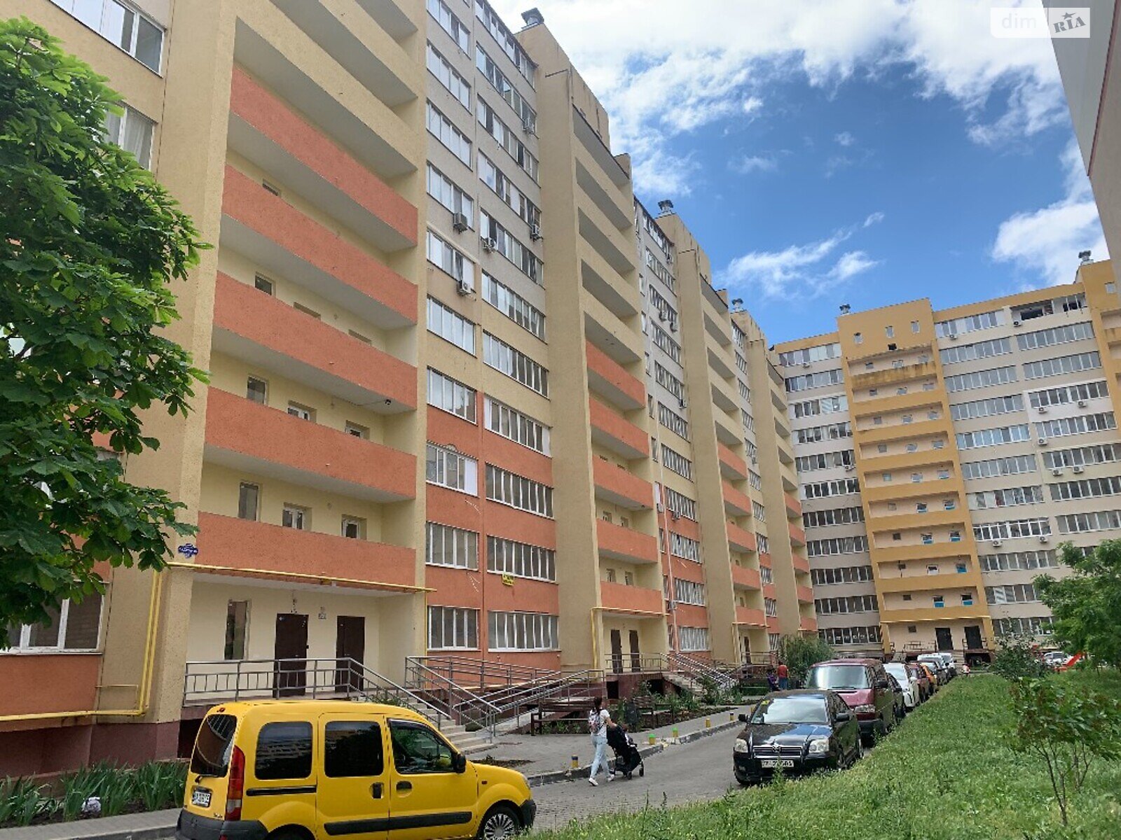 Продаж однокімнатної квартири в Одесі, на вул. Академіка Сахарова 16, район Пересипський фото 1