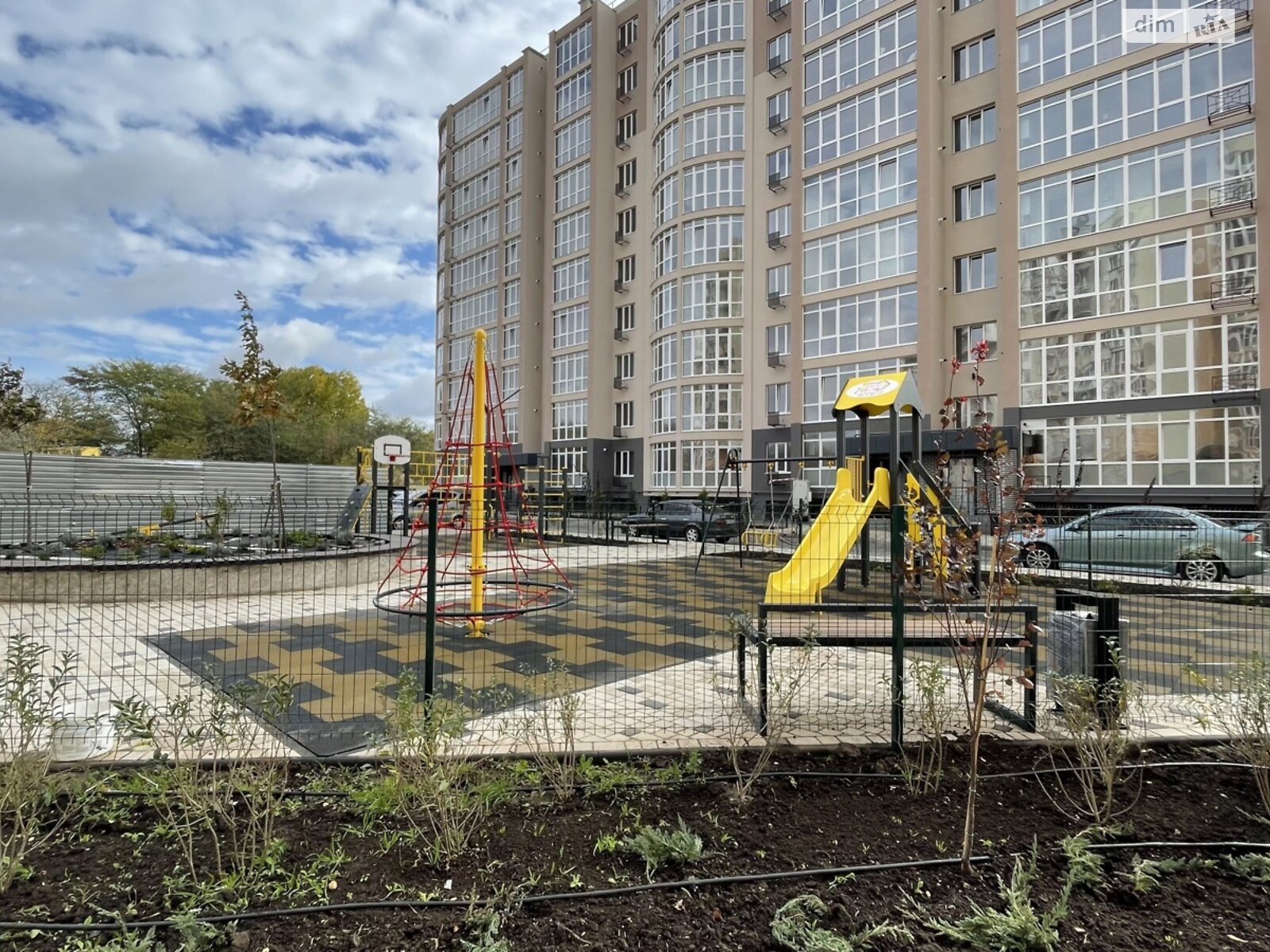 Продаж чотирикімнатної квартири в Одесі, на вул. Палія Семена 21, район Пересипський фото 1