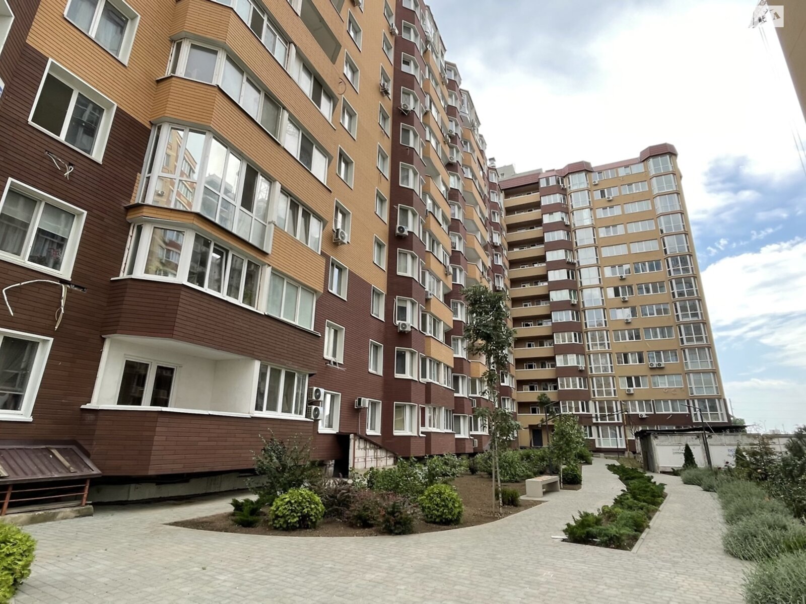 Продаж однокімнатної квартири в Одесі, на вул. 28-ї Бригади 42, район Пересипський фото 1 Продаж однокімнатної квартири в Одесі, на вул. 28-ї Бригади 42, район Пересипський фото 1