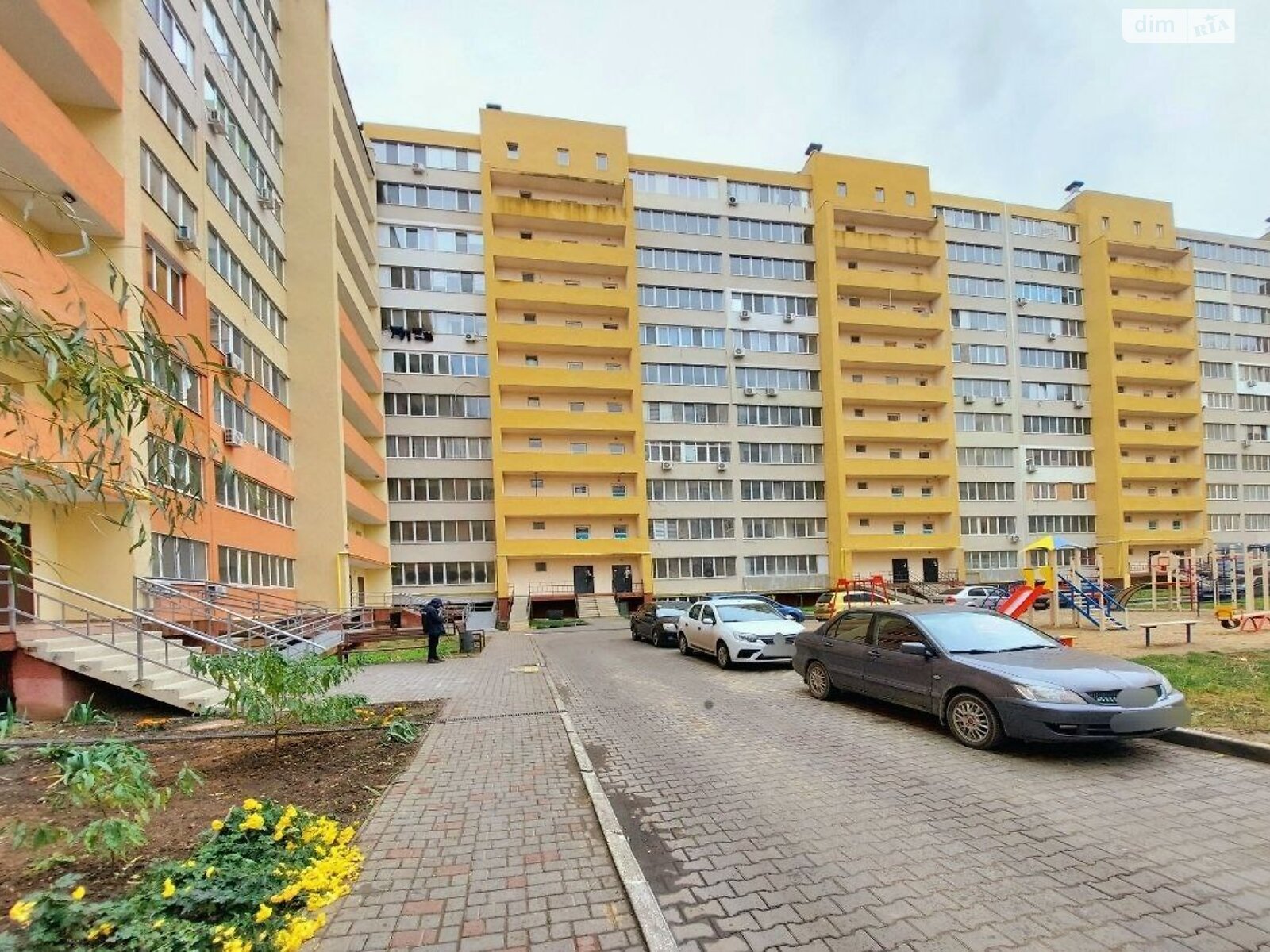 Продажа двухкомнатной квартиры в Одессе, на ул. Академика Сахарова, район Пересыпский фото 1 Продажа двухкомнатной квартиры в Одессе, на ул. Академика Сахарова, район Пересыпский фото 1