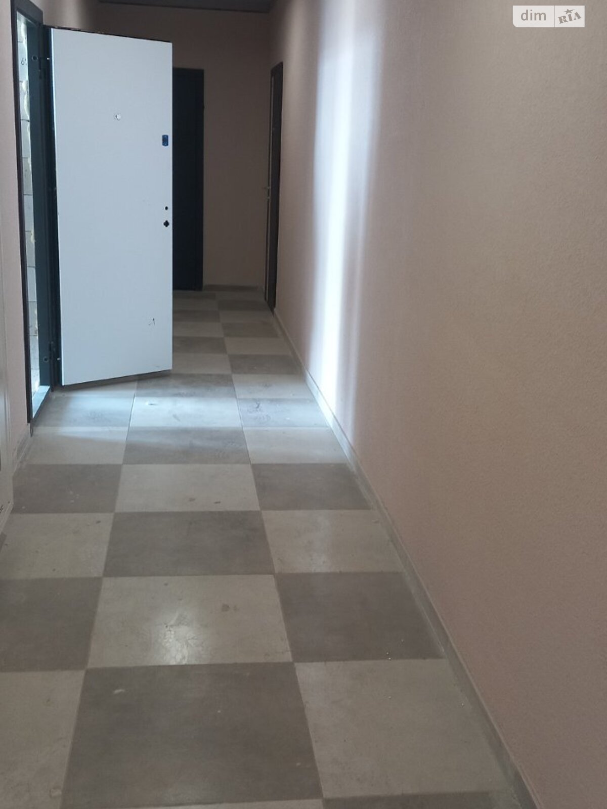 Продажа однокомнатной квартиры в Одессе, на ул. Академика Сахарова, район Пересыпский фото 1 Продажа однокомнатной квартиры в Одессе, на ул. Академика Сахарова, район Пересыпский фото 1