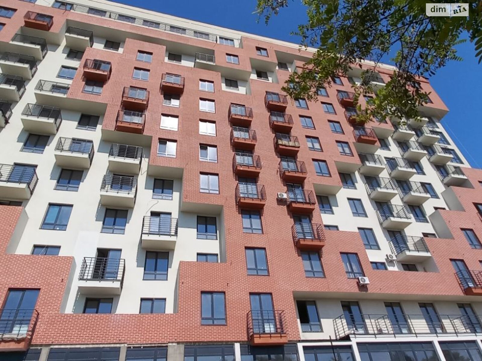 Продажа однокомнатной квартиры в Одессе, на ул. Академика Сахарова, район Пересыпский фото 1 Продажа однокомнатной квартиры в Одессе, на ул. Академика Сахарова, район Пересыпский фото 1