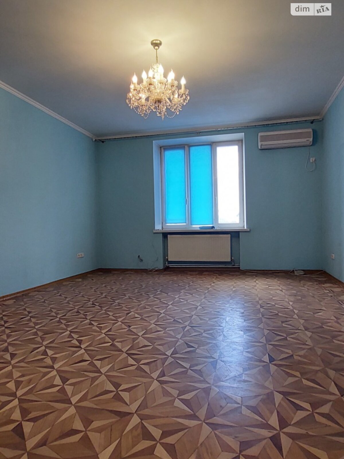 Продаж трикімнатної квартири в Одесі, на вул. Отамана Головатого 18, район Пересипь фото 1