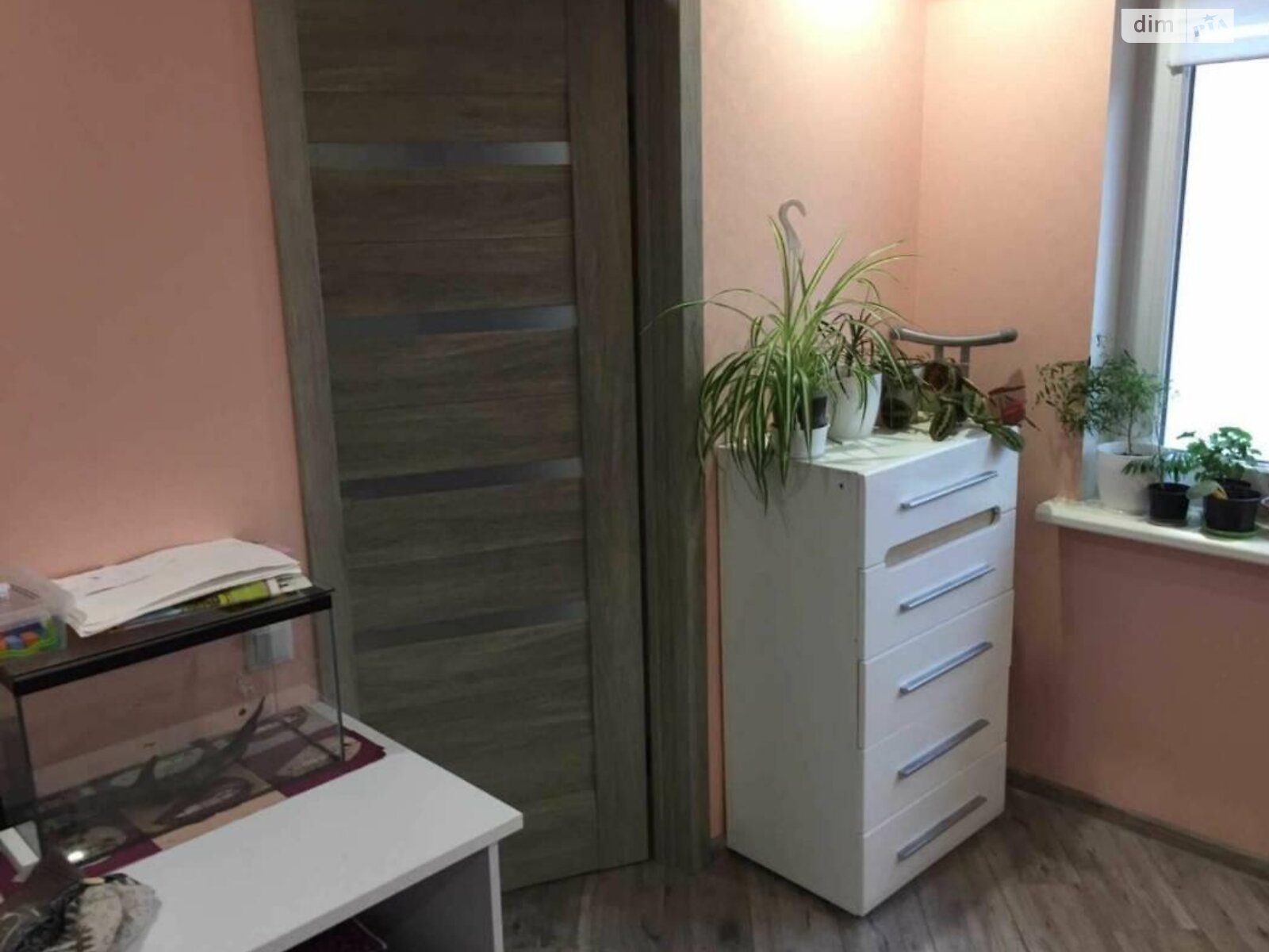 Продаж трикімнатної квартири в Одесі, на вул. 28-ї Бригади, район Пересипський фото 1 Продаж трикімнатної квартири в Одесі, на вул. 28-ї Бригади, район Пересипський фото 1