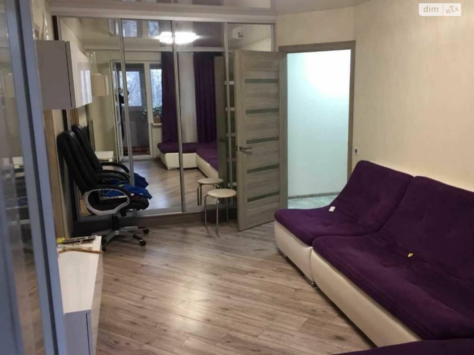 Продаж трикімнатної квартири в Одесі, на вул. 28-ї Бригади, район Пересипський фото 1 Продаж трикімнатної квартири в Одесі, на вул. 28-ї Бригади, район Пересипський фото 1