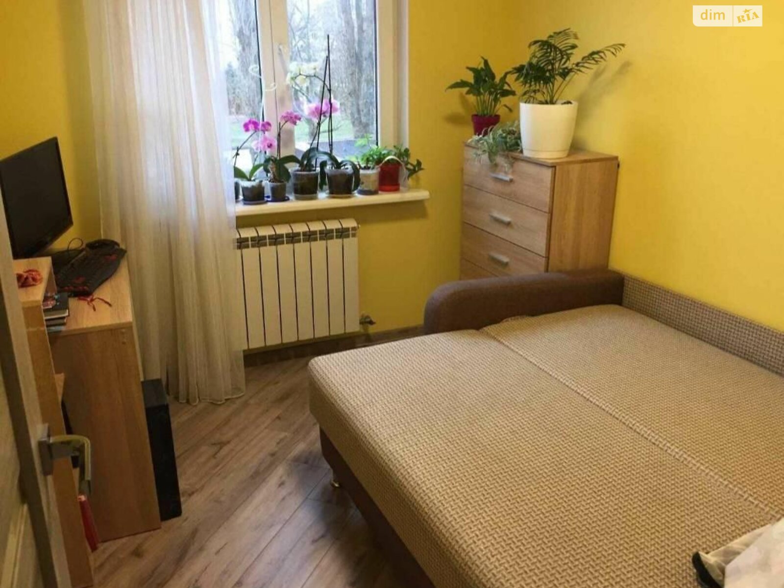 Продаж трикімнатної квартири в Одесі, на вул. 28-ї Бригади, район Пересипський фото 1 Продаж трикімнатної квартири в Одесі, на вул. 28-ї Бригади, район Пересипський фото 1
