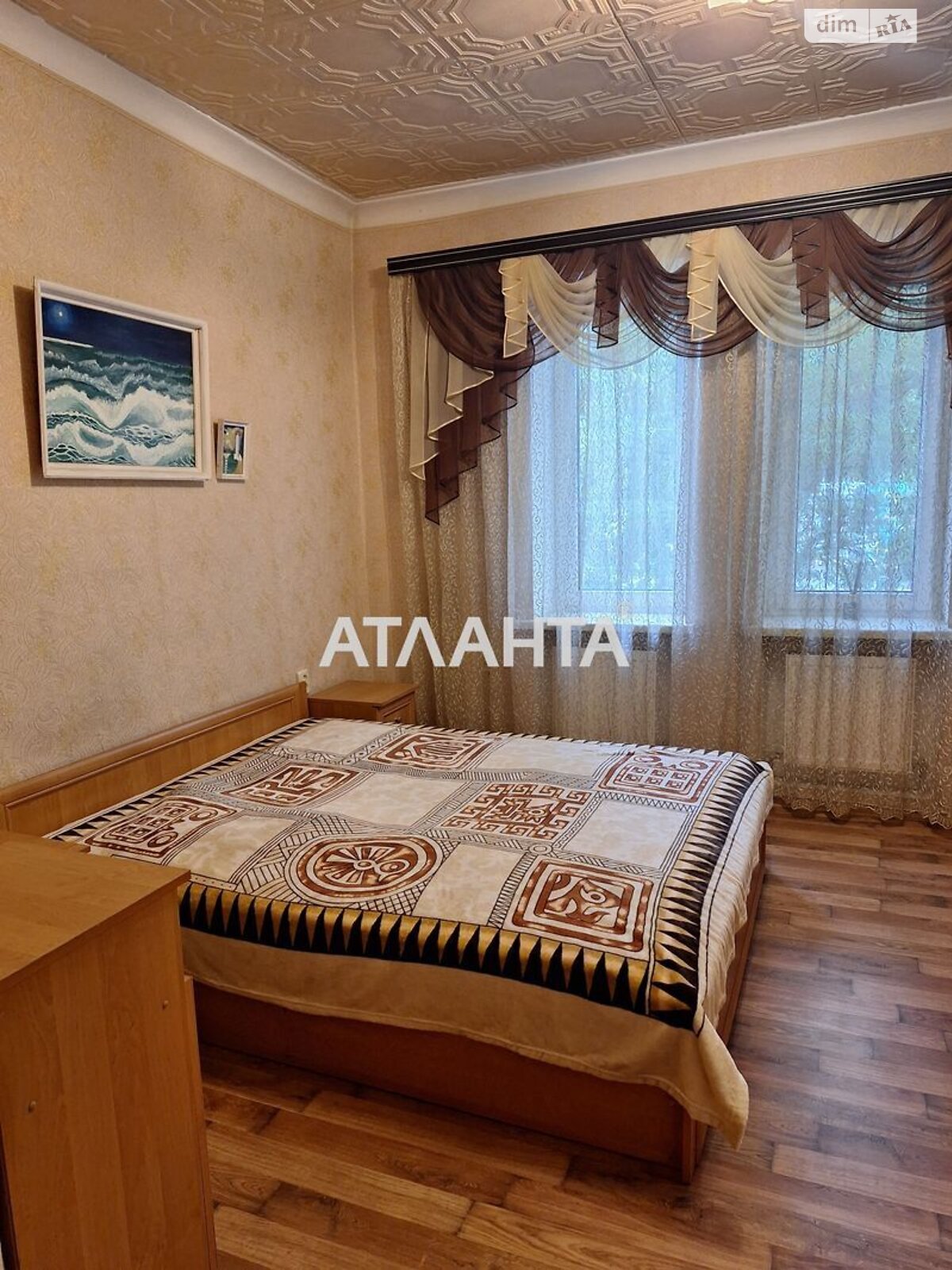 Продажа трехкомнатной квартиры в Одессе, на ул. Михаила Грушевского, район Пересыпский фото 1 Продажа трехкомнатной квартиры в Одессе, на ул. Михаила Грушевского, район Пересыпский фото 1
