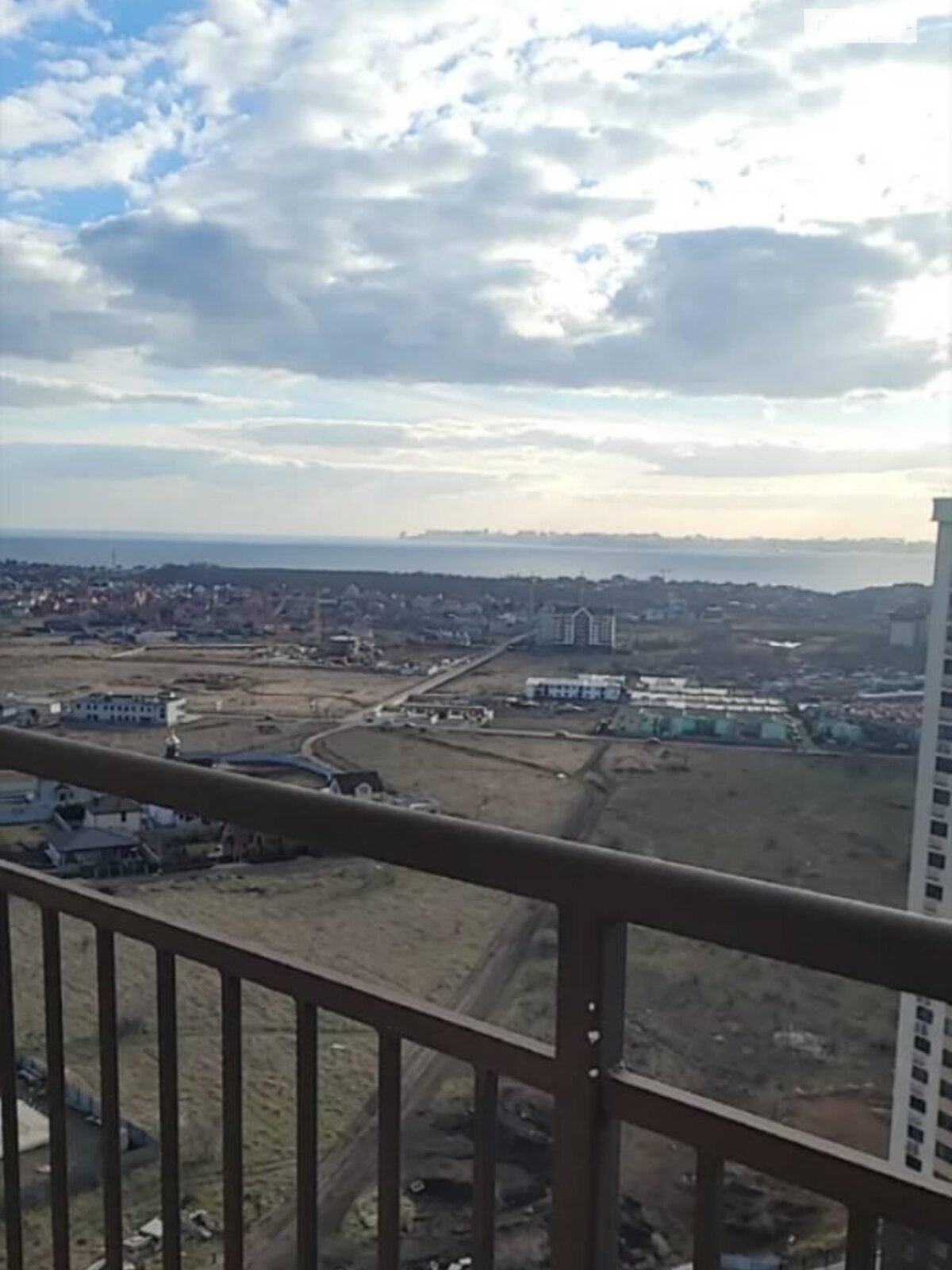 Продажа однокомнатной квартиры в Одессе, на ул. Академика Сахарова, район Пересыпский фото 1 Продажа однокомнатной квартиры в Одессе, на ул. Академика Сахарова, район Пересыпский фото 1