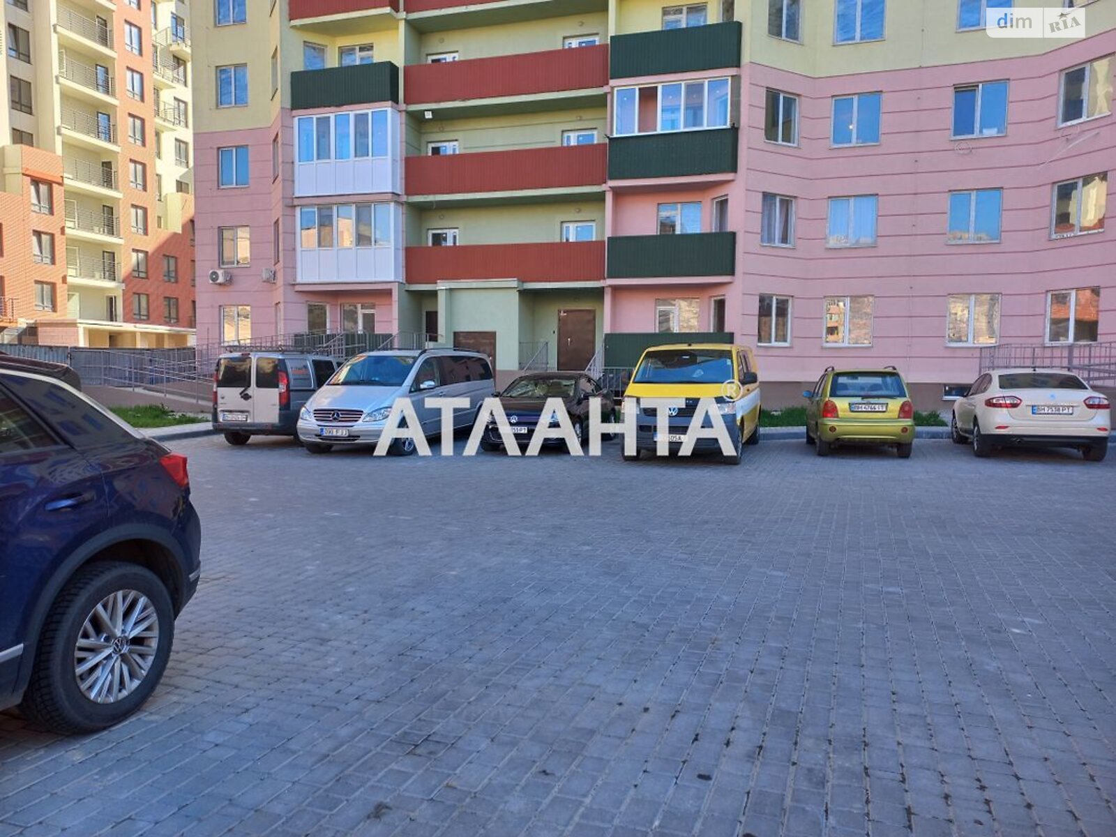 Продаж двокімнатної квартири в Одесі, на вул. Академіка Сахарова 20Б, район Пересипський фото 1