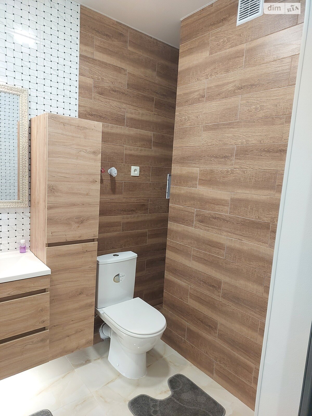 Продажа двухкомнатной квартиры в Одессе, на ул. Академика Сахарова, район Пересыпский фото 1 Продажа двухкомнатной квартиры в Одессе, на ул. Академика Сахарова, район Пересыпский фото 1